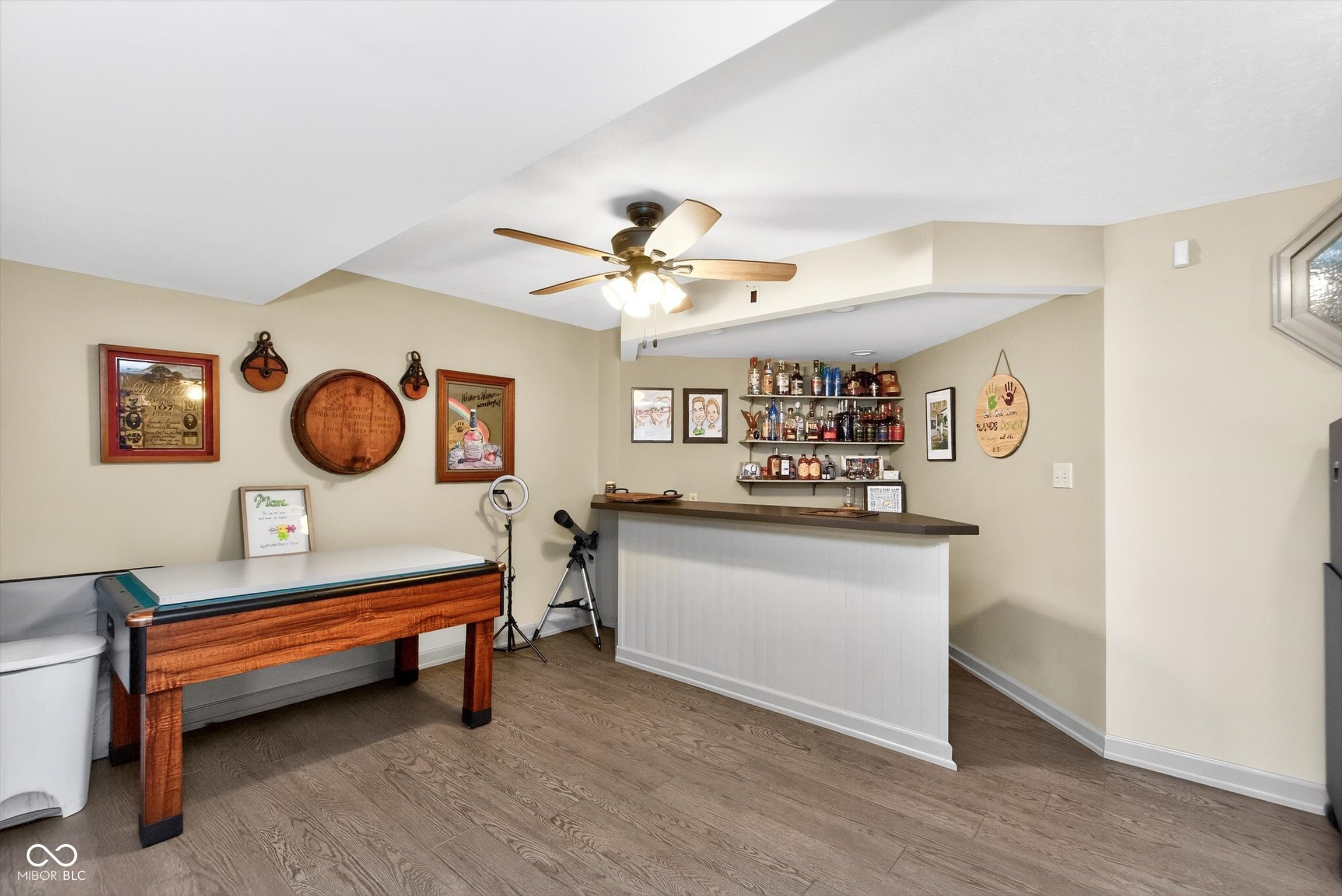 2020 S Oakwood Drive