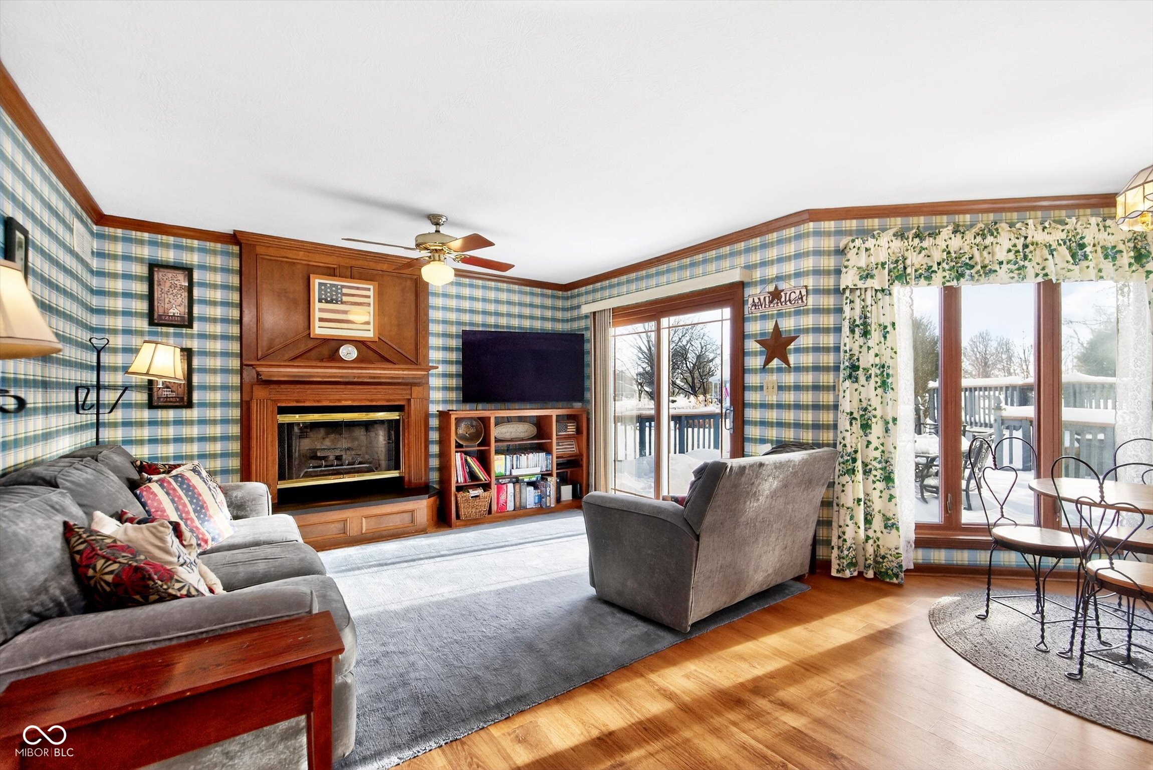 2020 S Oakwood Drive