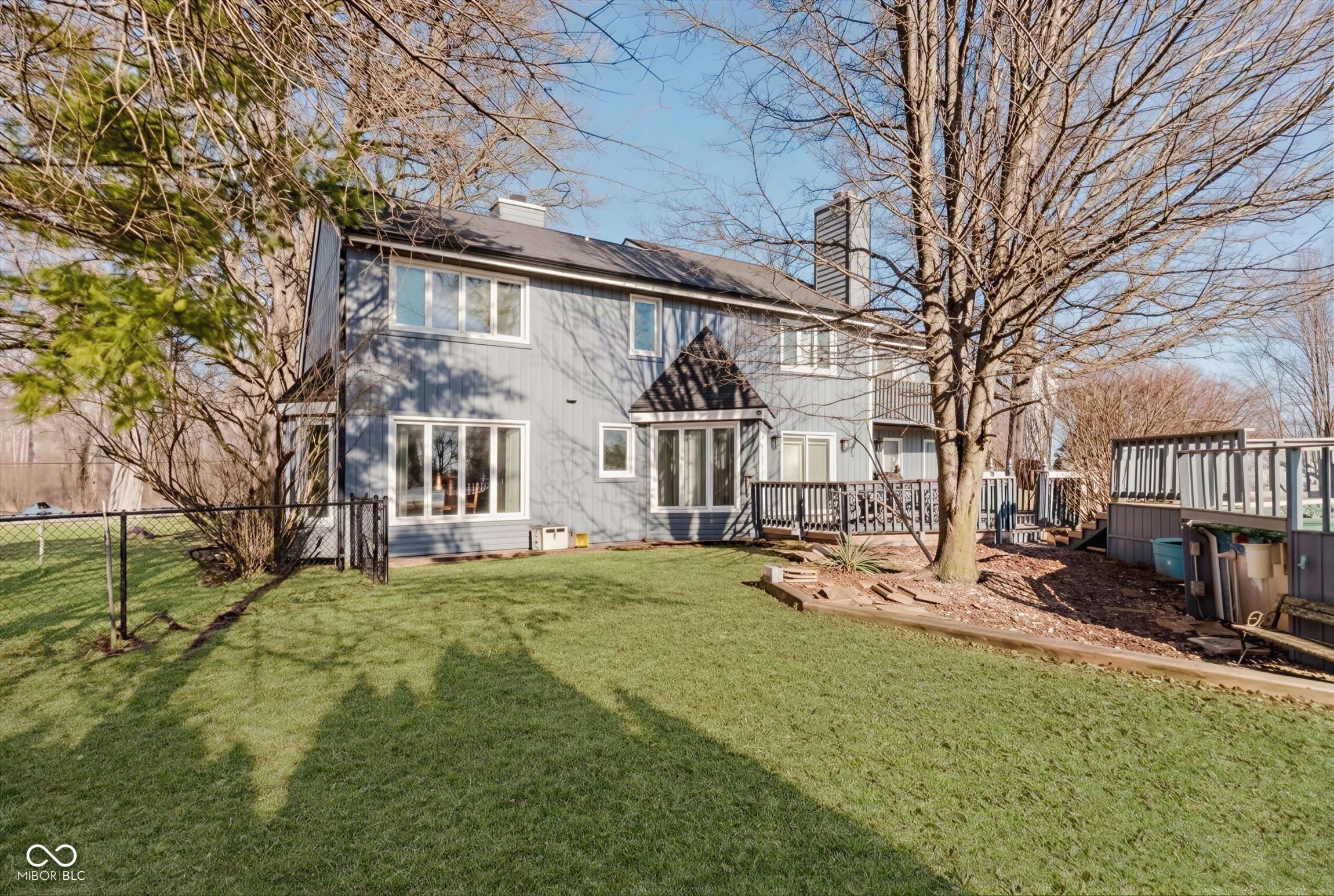 2020 S Oakwood Drive