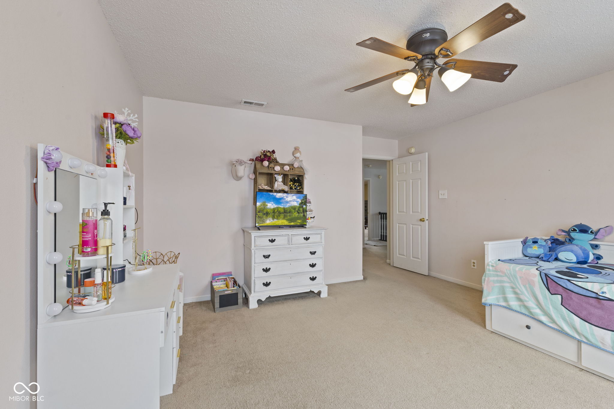 13424 N Badger Grove Drive