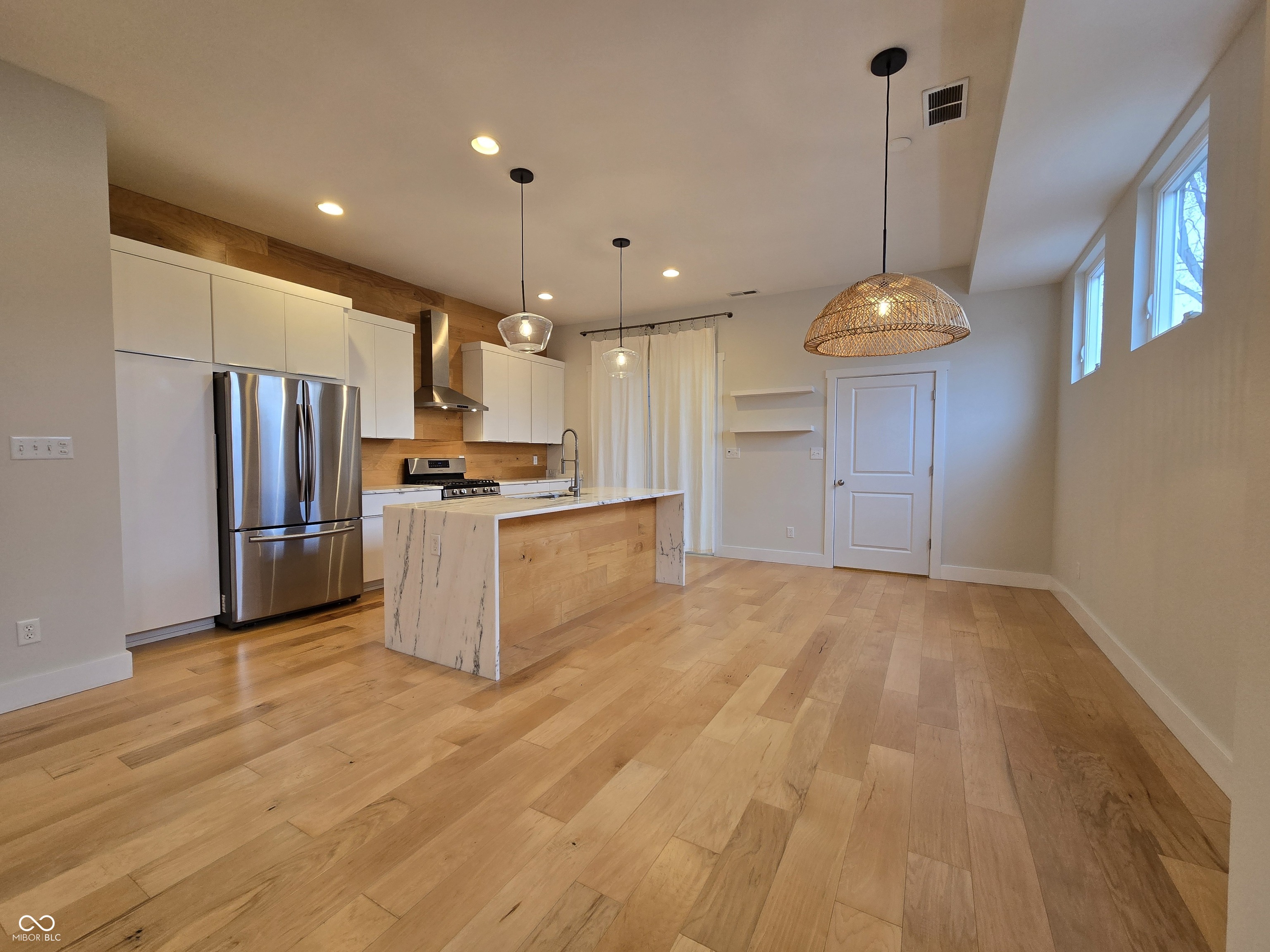 1226 Cottage Avenue