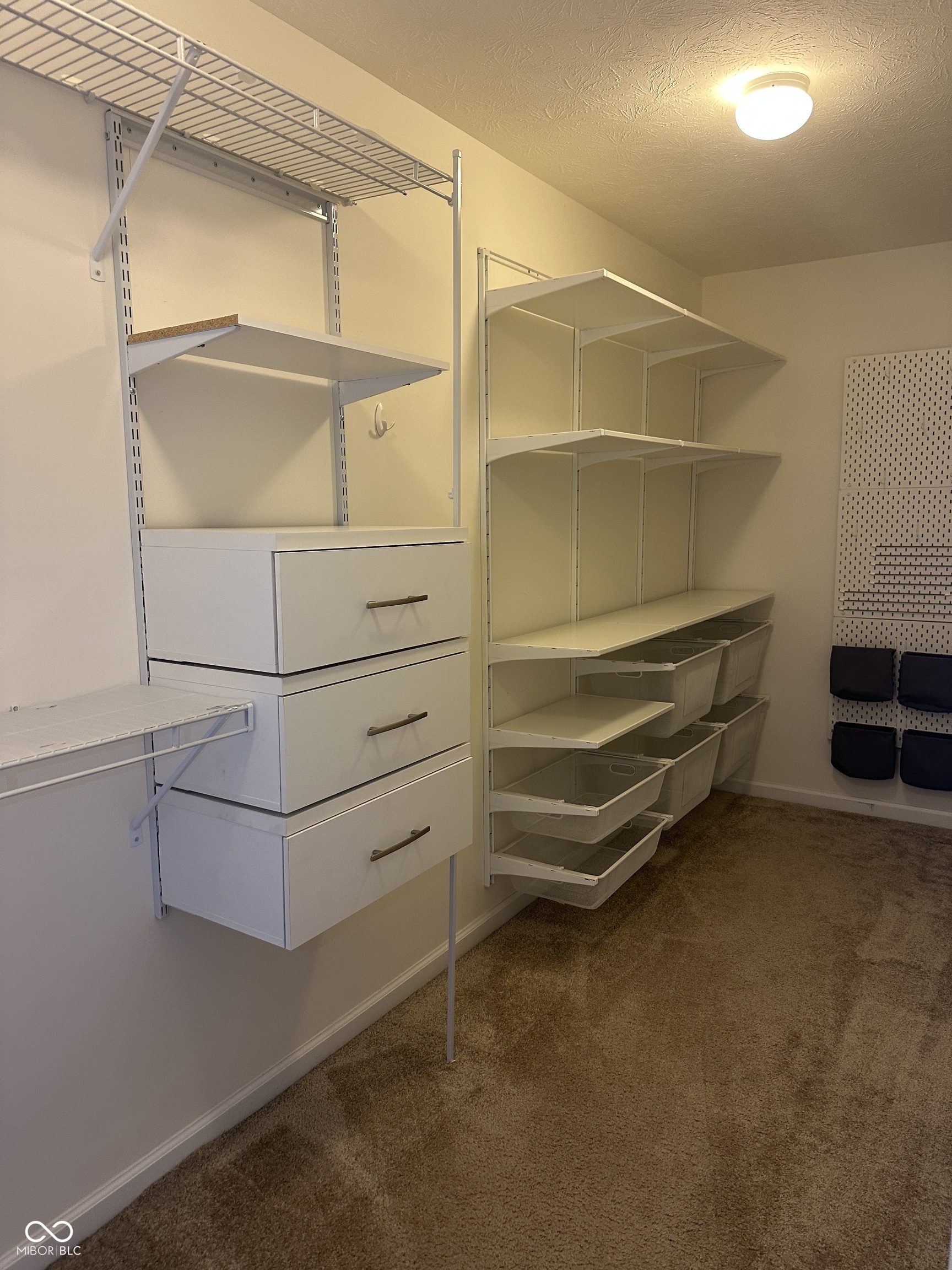 6873 W Cedarwood Circle