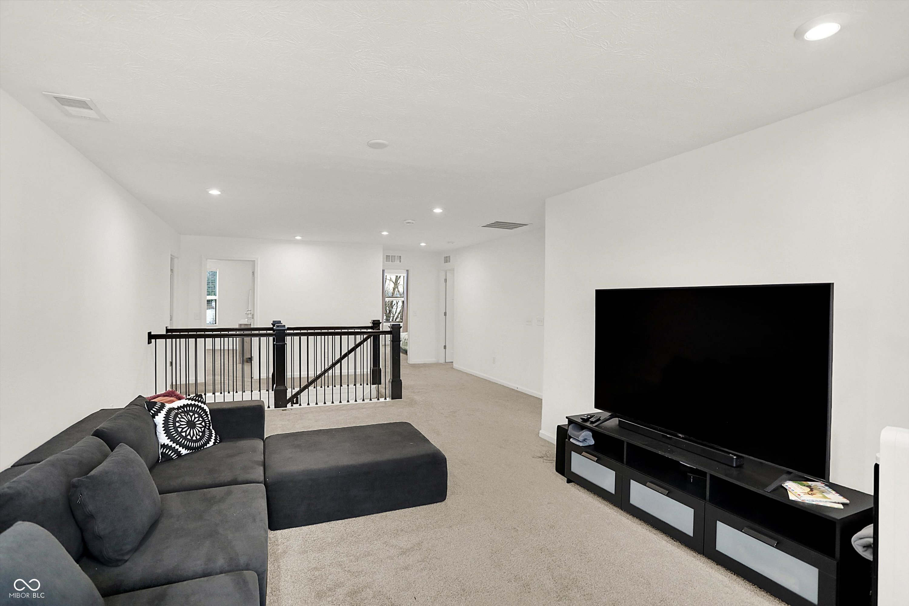 15425 Montfort Drive