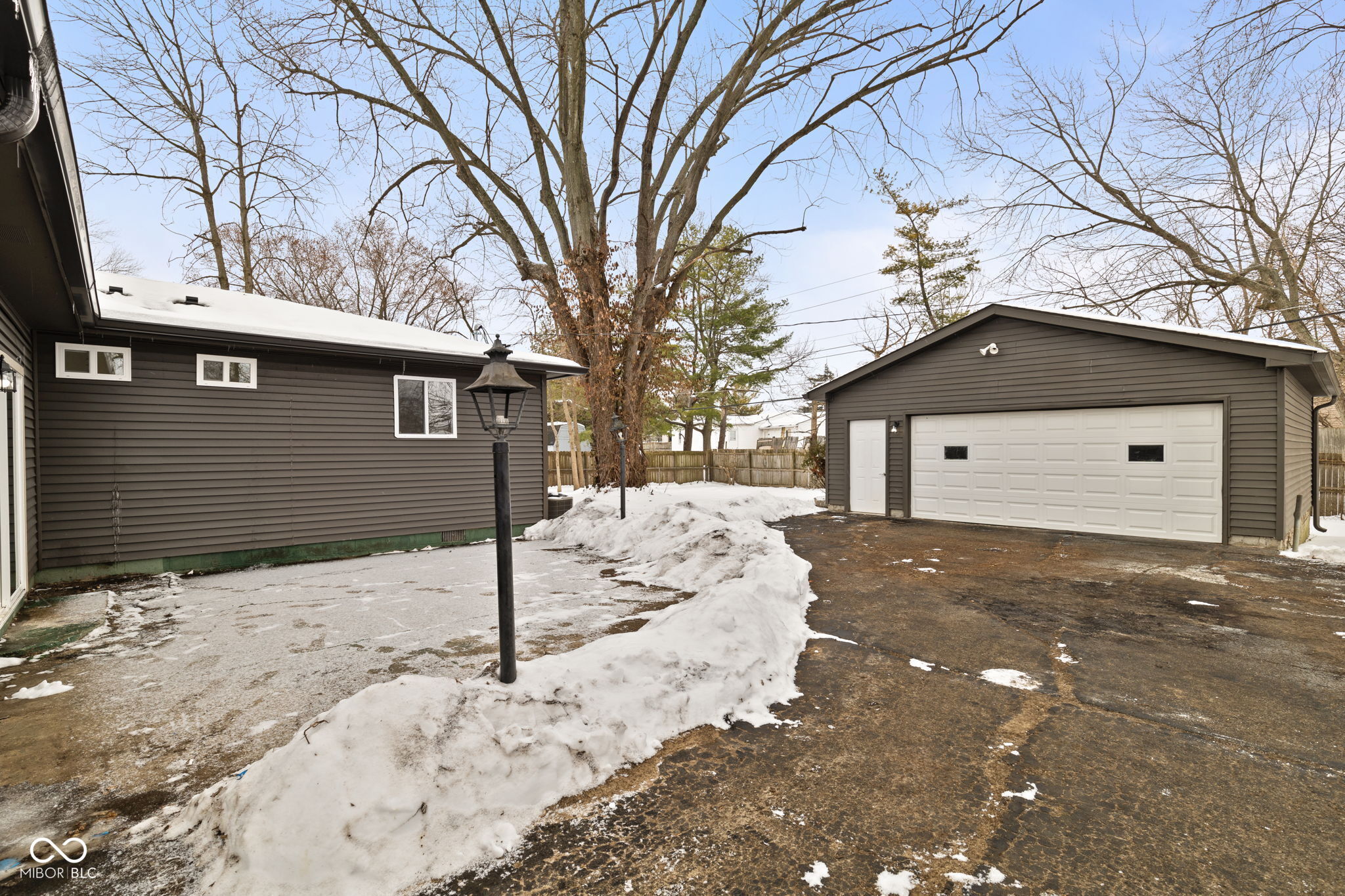 10204 Chris Drive