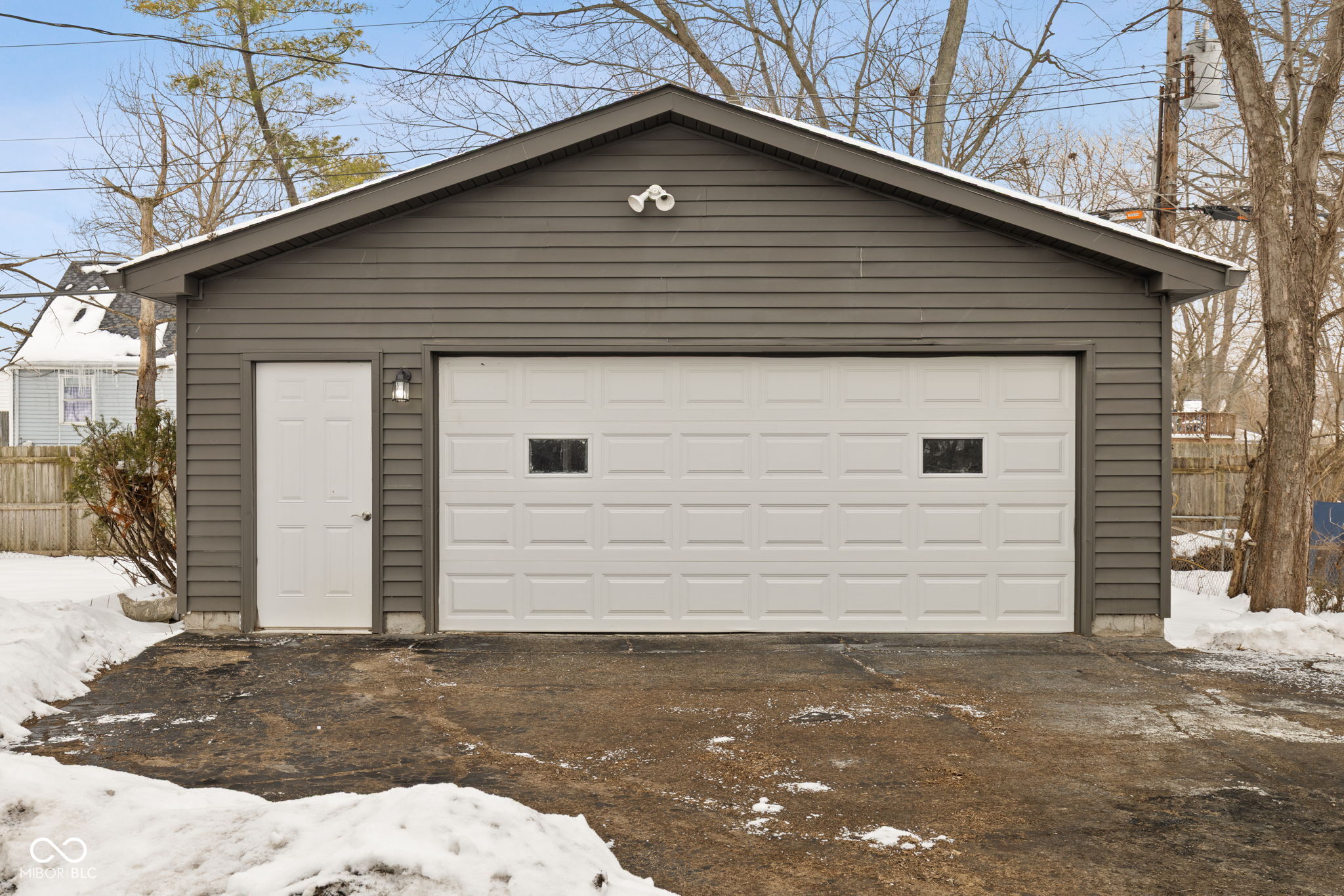 10204 Chris Drive