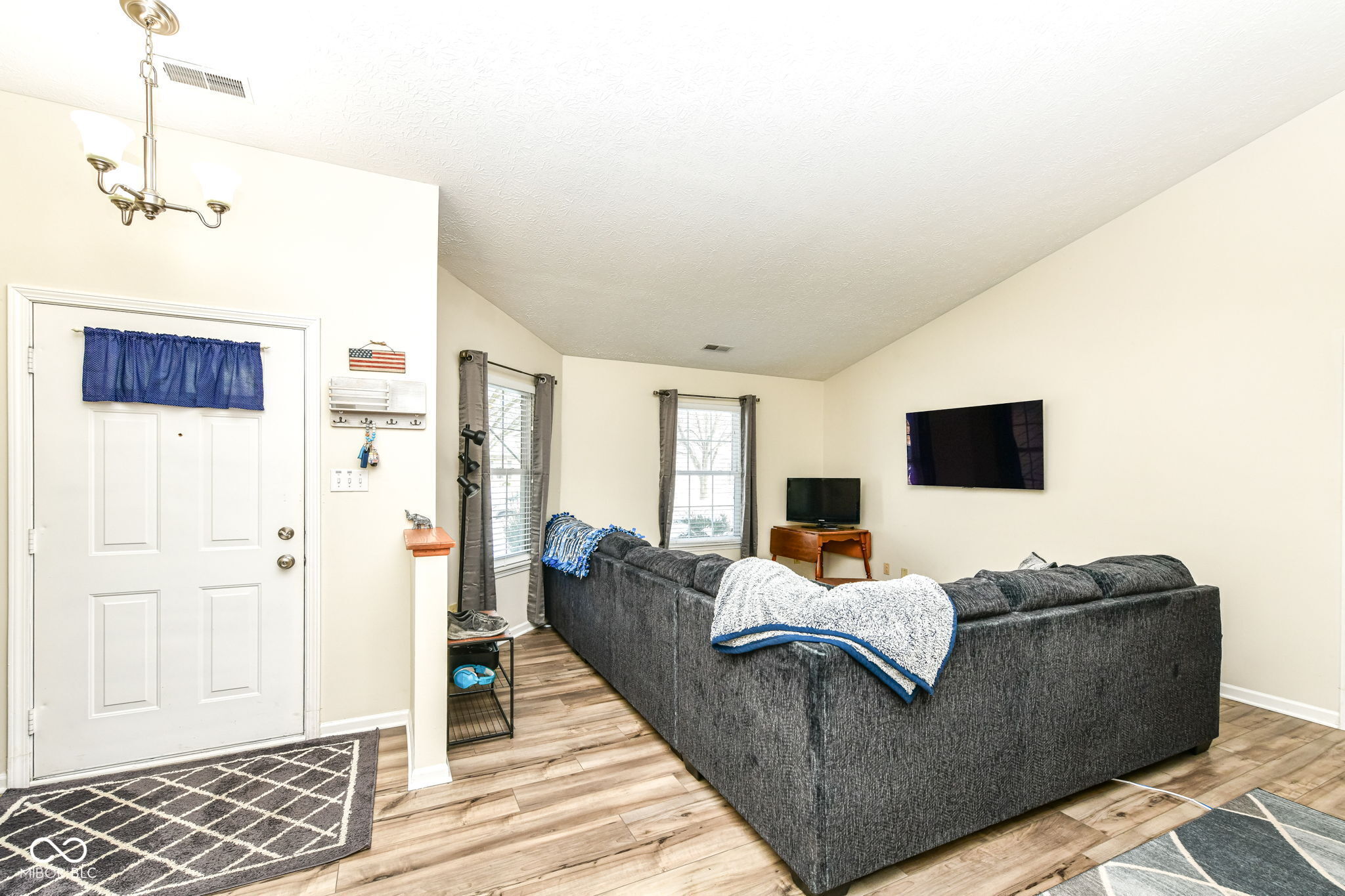 20693 Alpine Drive