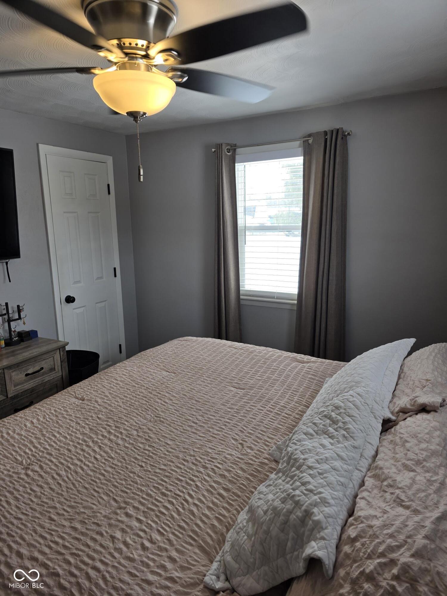 105 Willow Lane