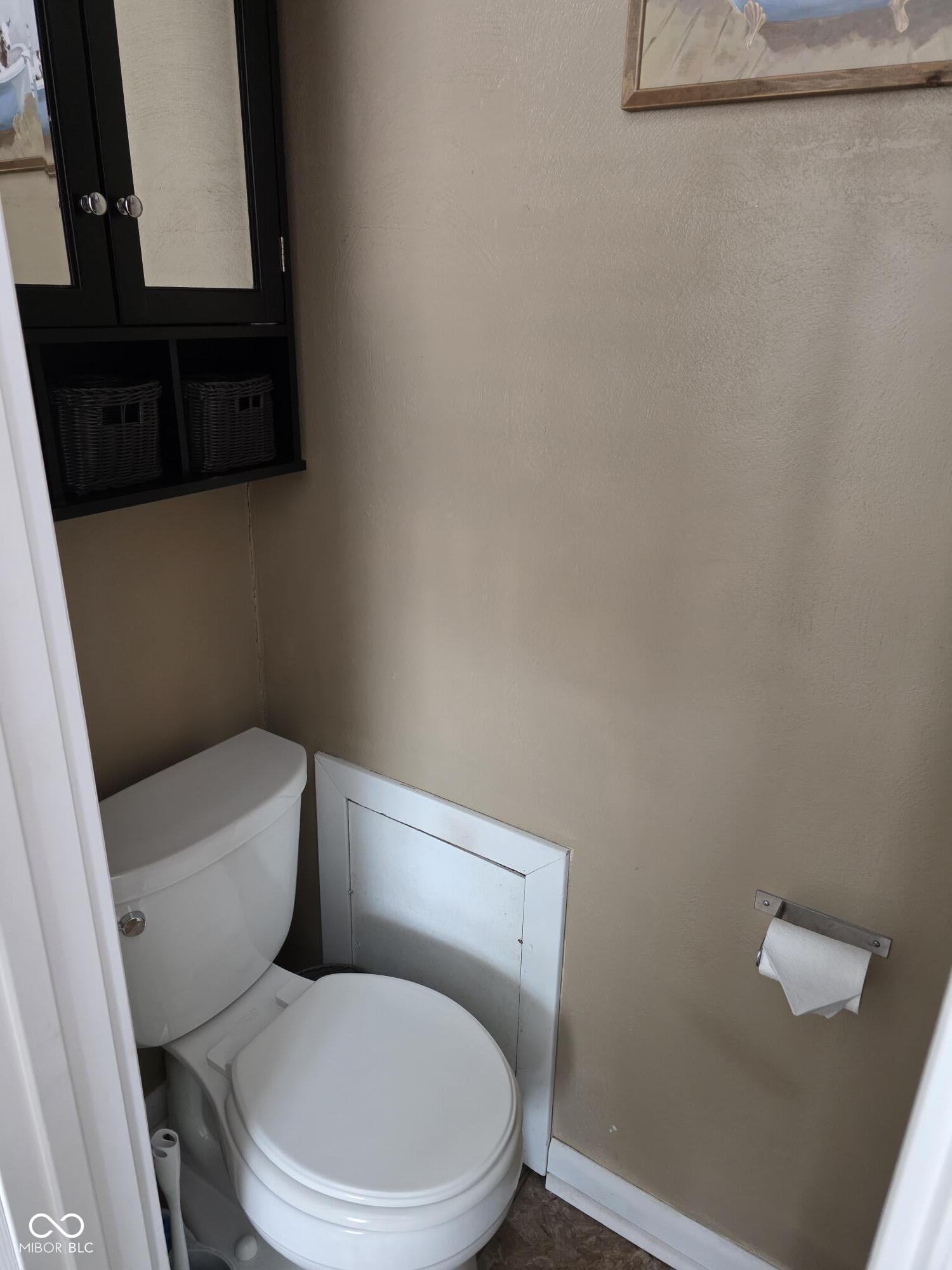 105 Willow Lane