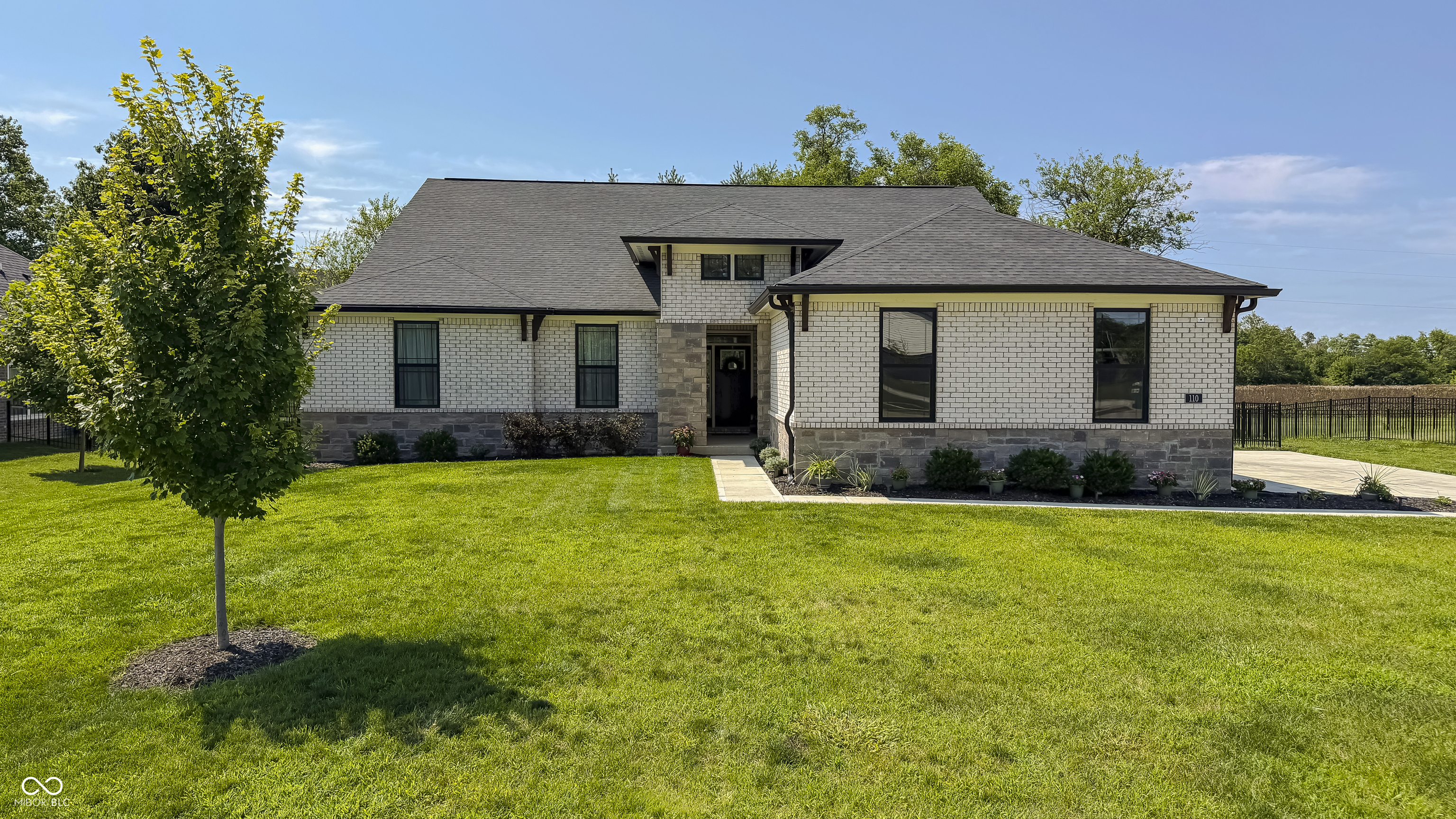 110 Saundra Drive