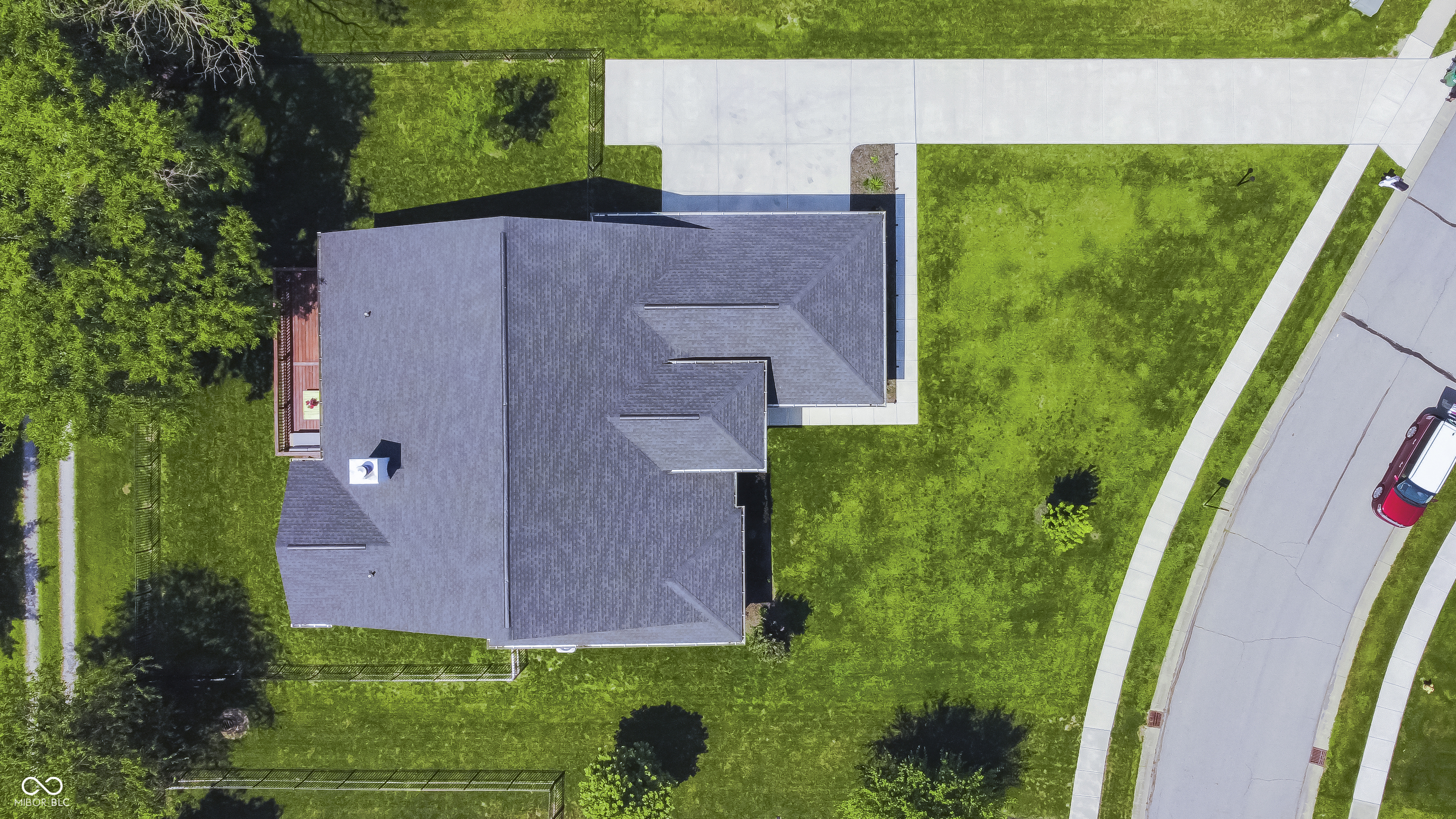 110 Saundra Drive