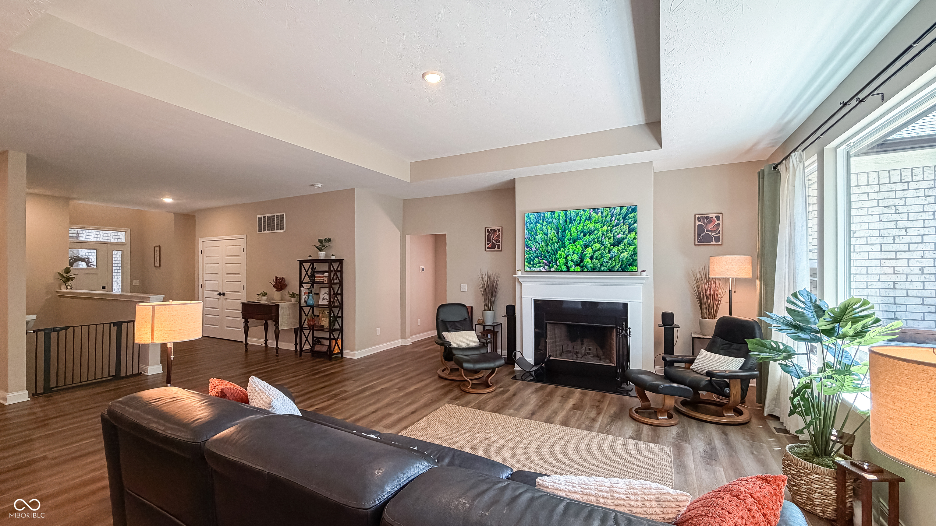 110 Saundra Drive