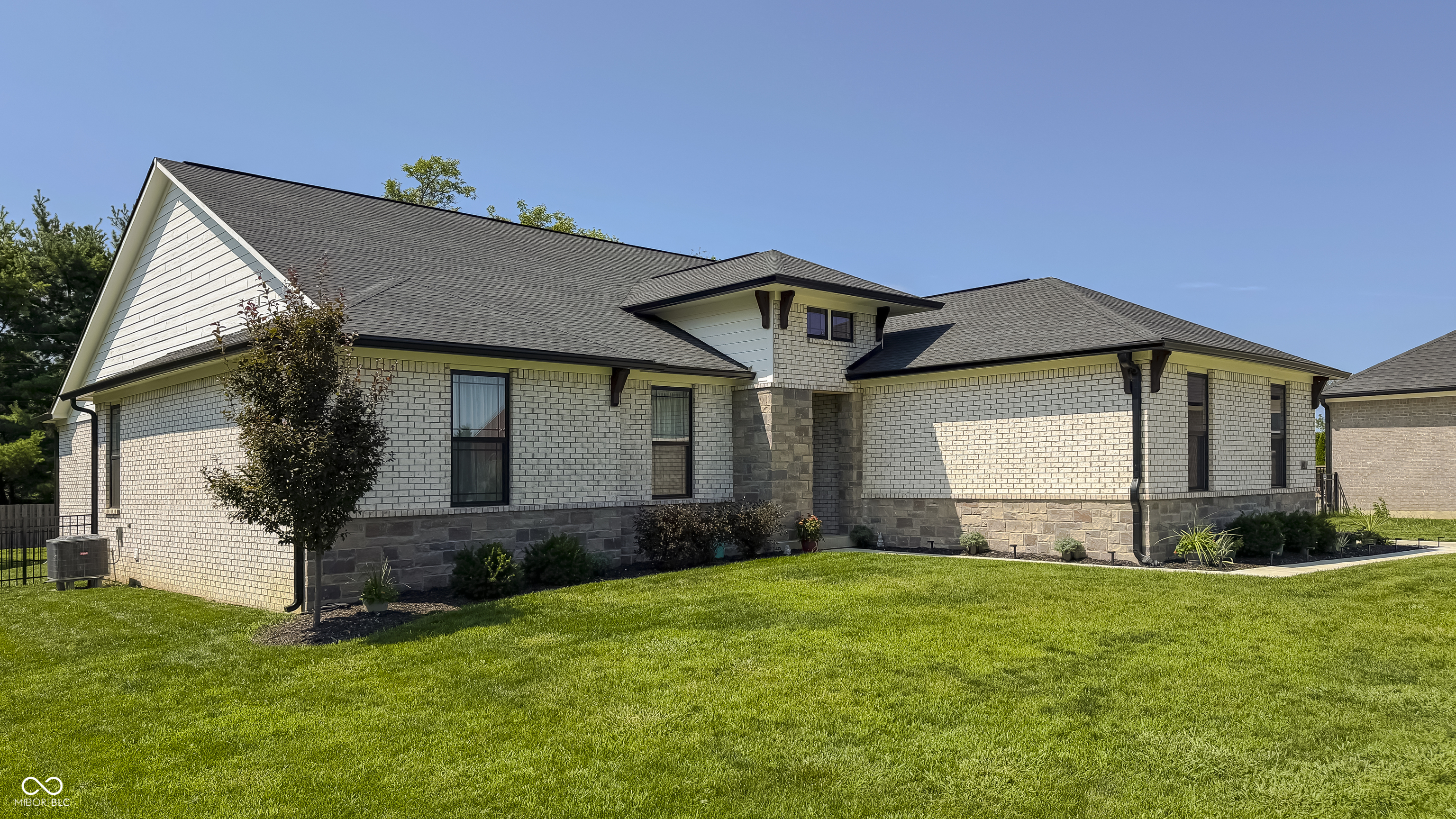 110 Saundra Drive