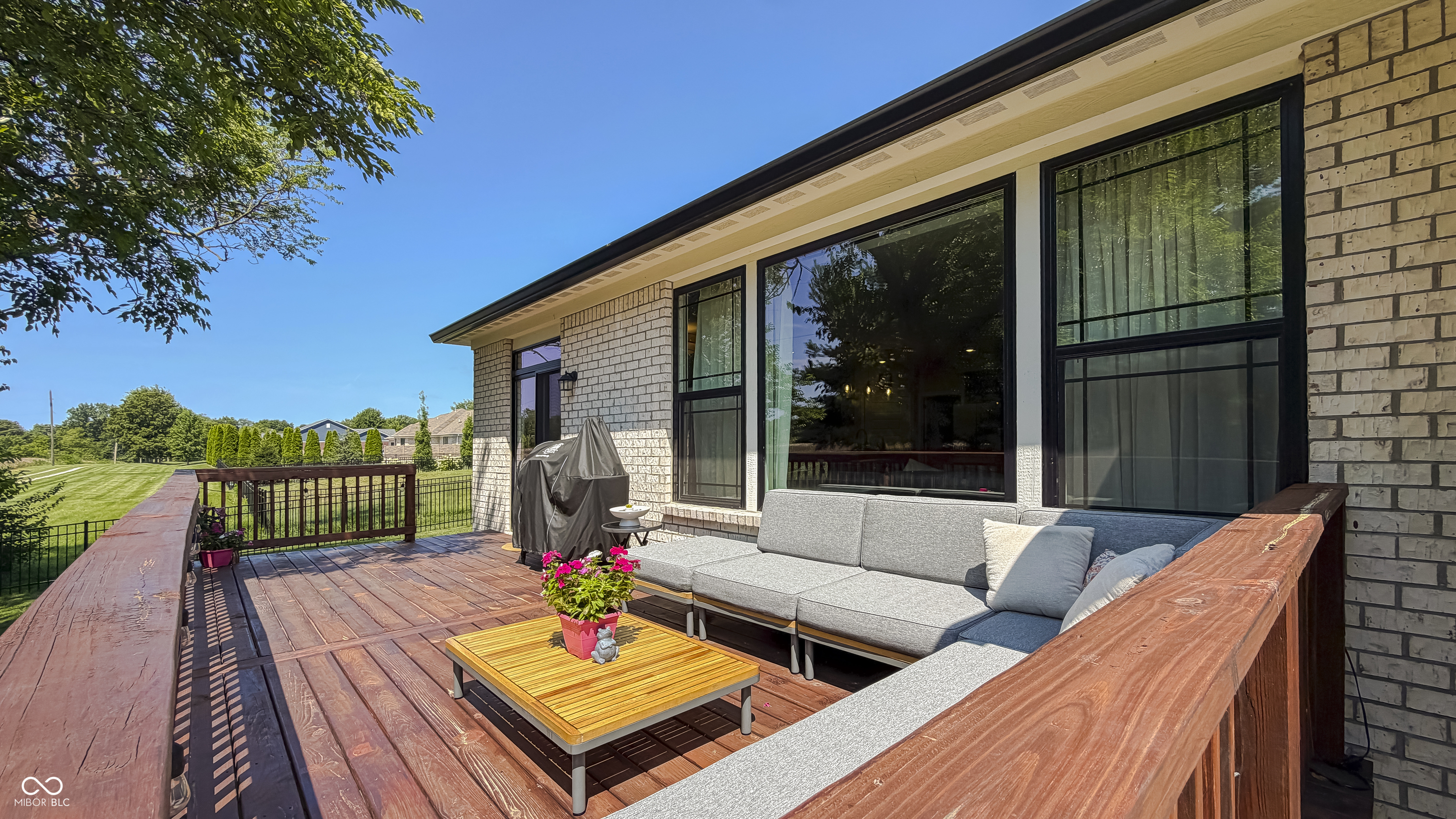110 Saundra Drive