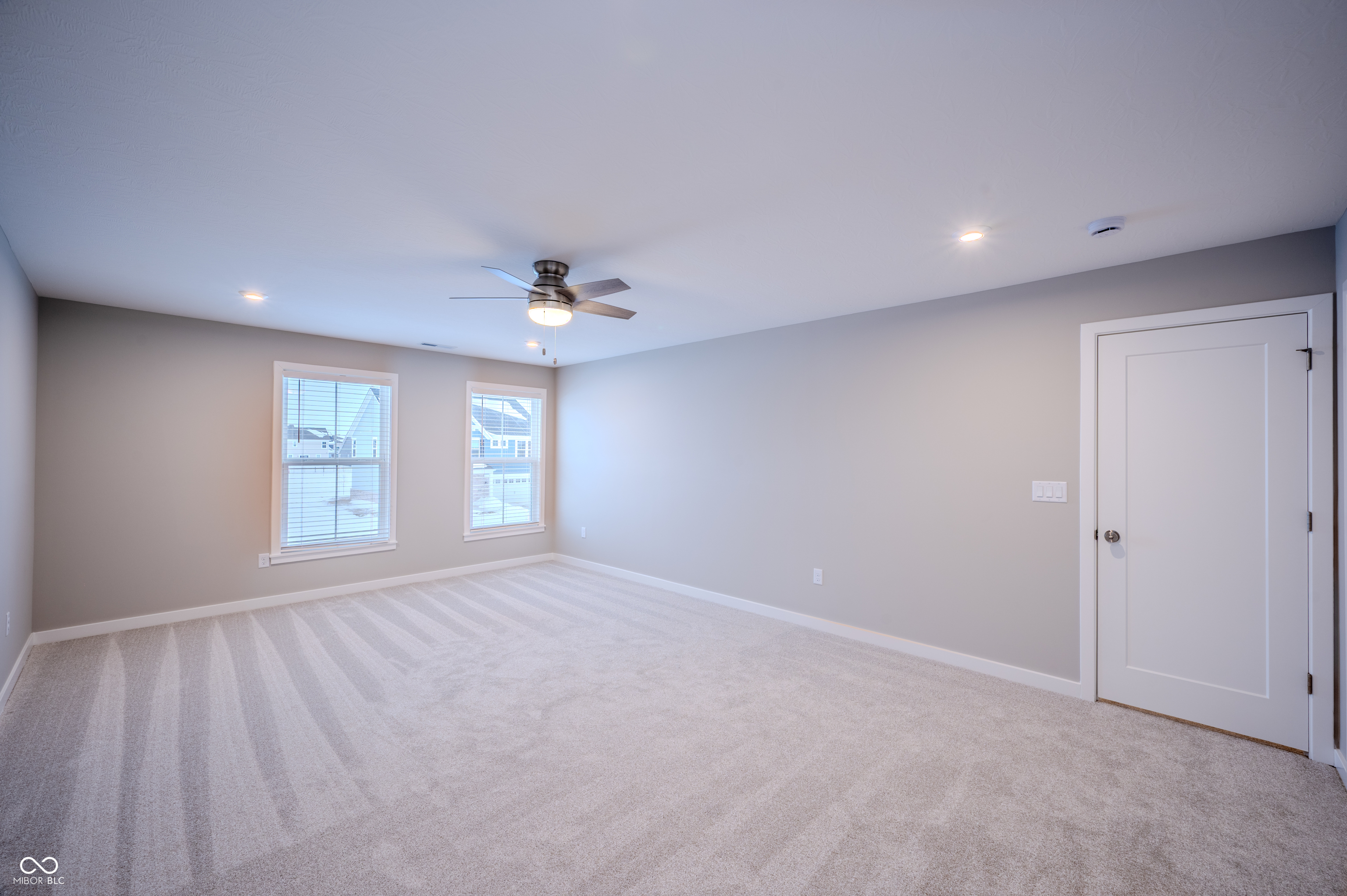 7294 Broadview Lane
