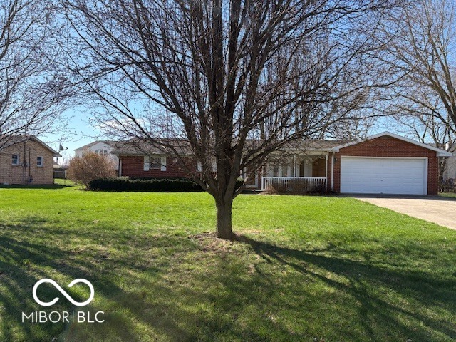 5799 W Maple Drive