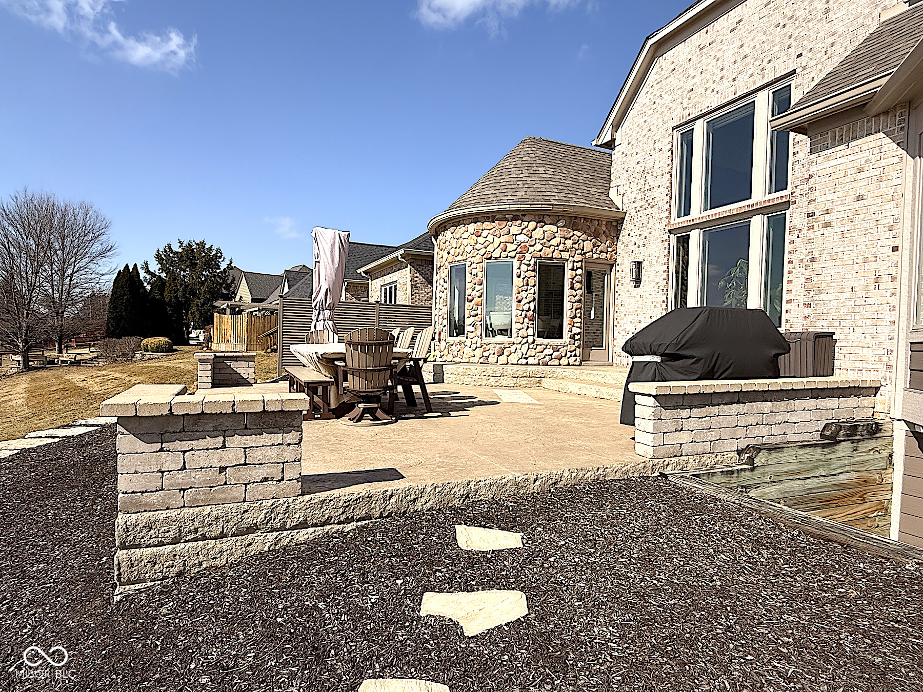 4709 River Ridge Drive