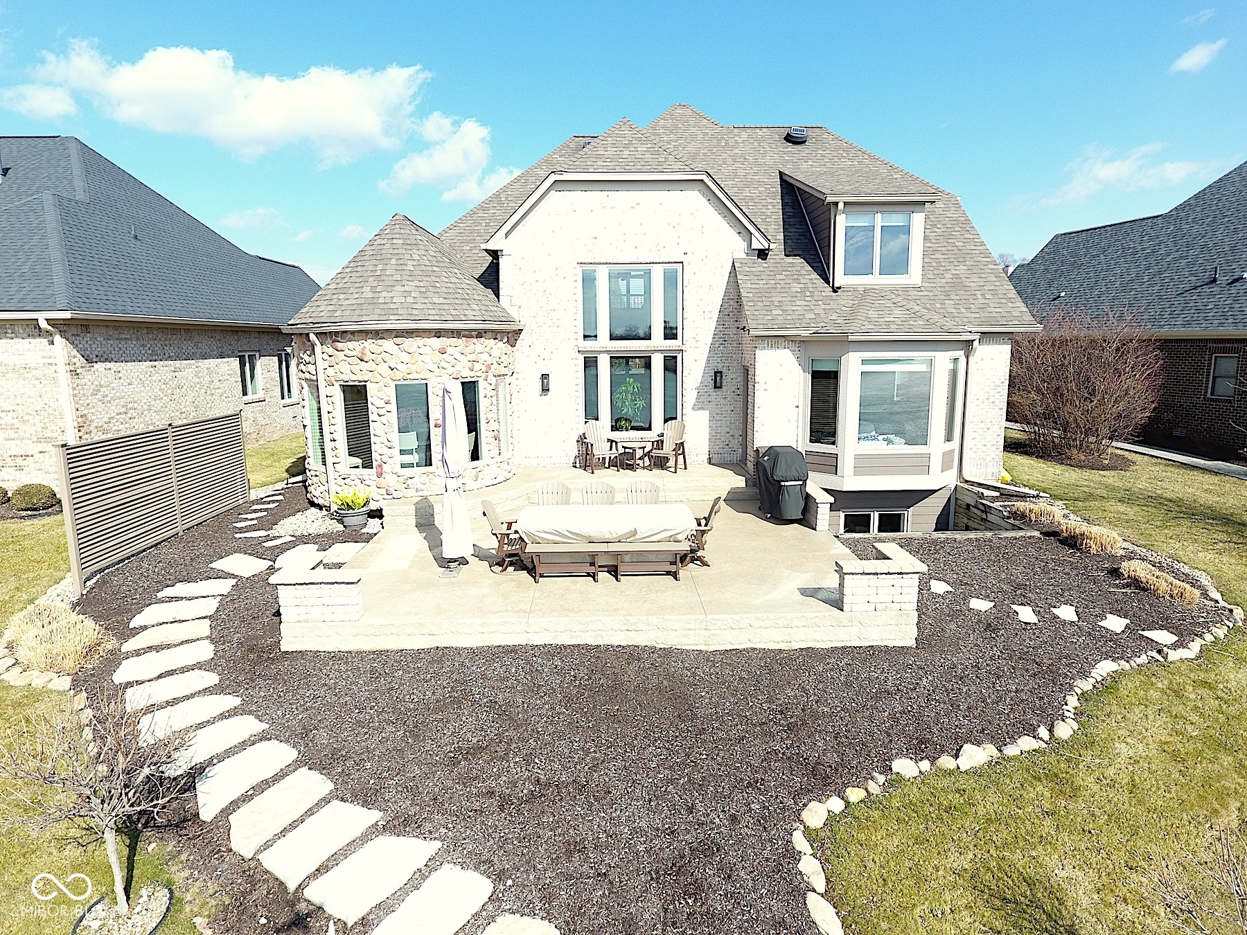 4709 River Ridge Drive
