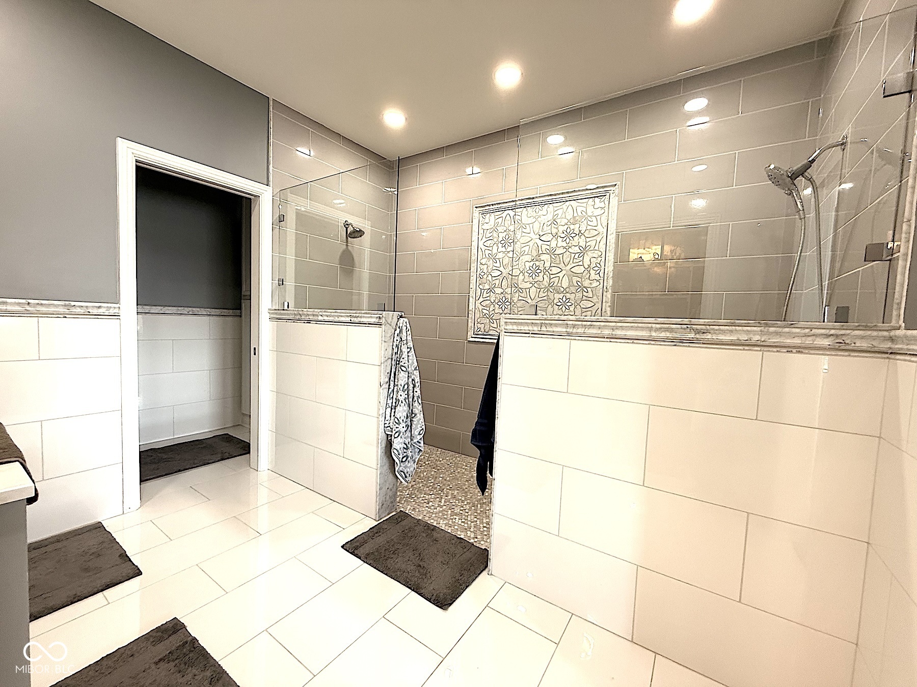 4709 River Ridge Drive