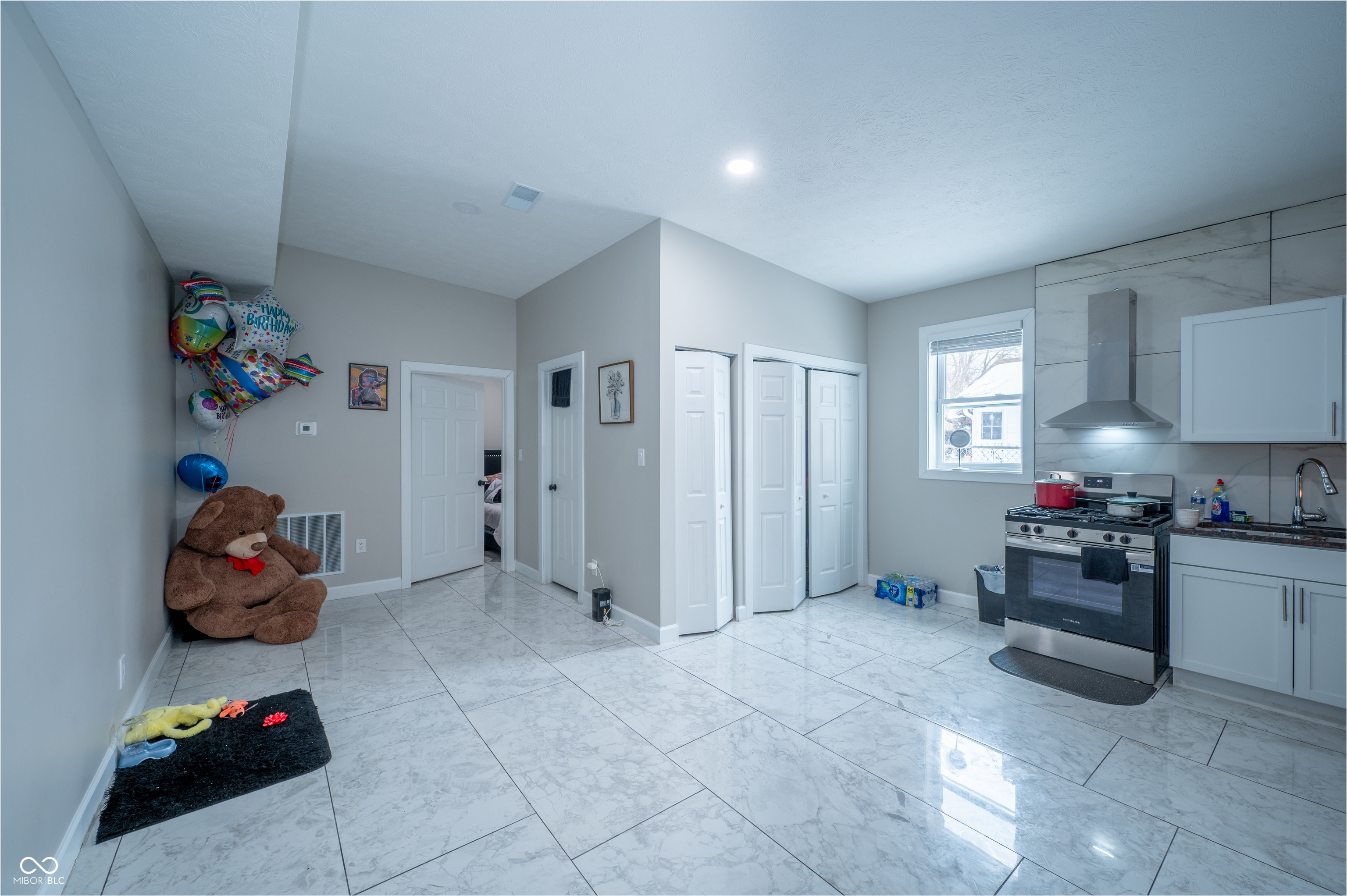 2305 E Michigan Street
