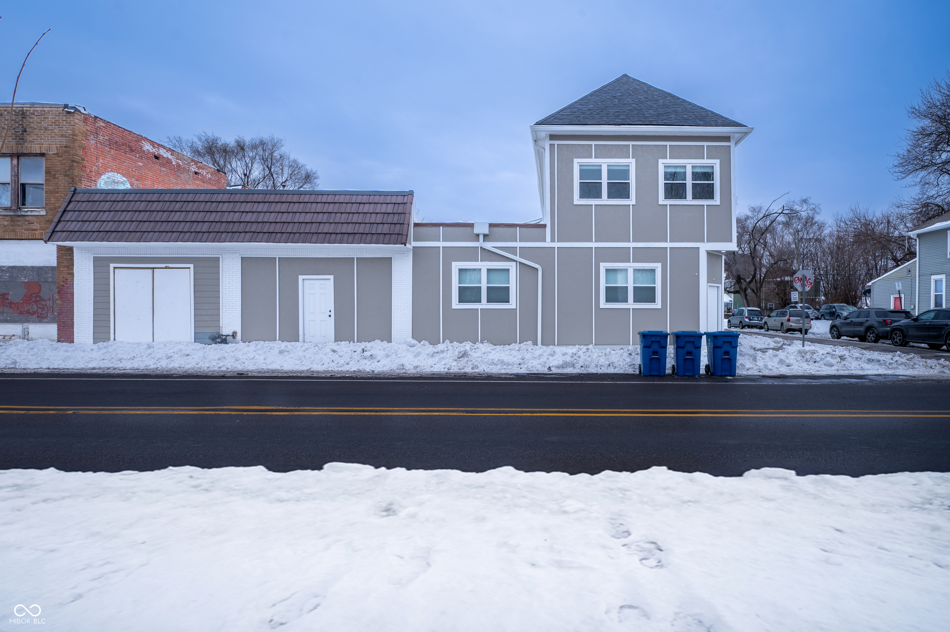 2305 E Michigan Street