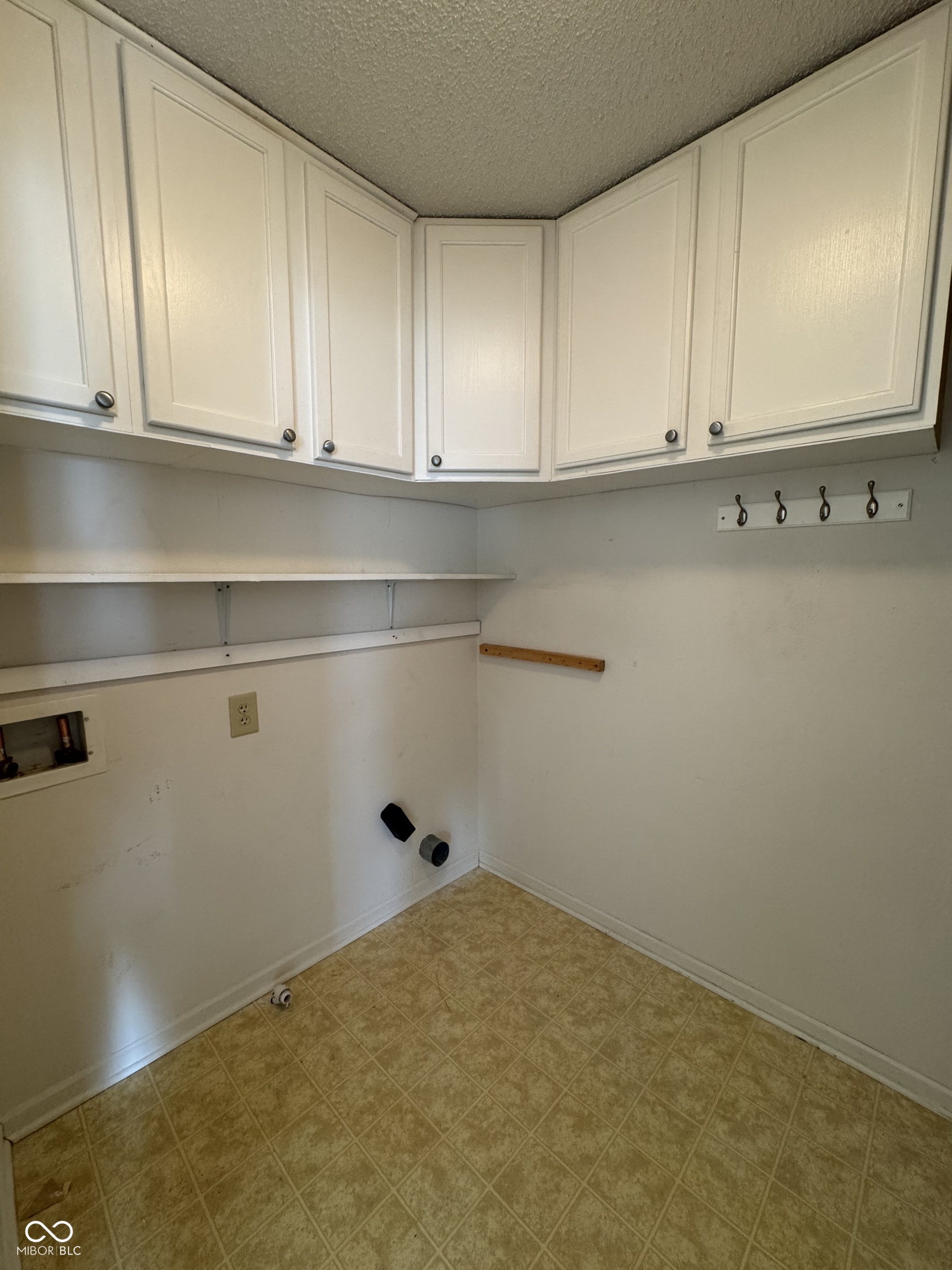 9543 W Campfire Drive