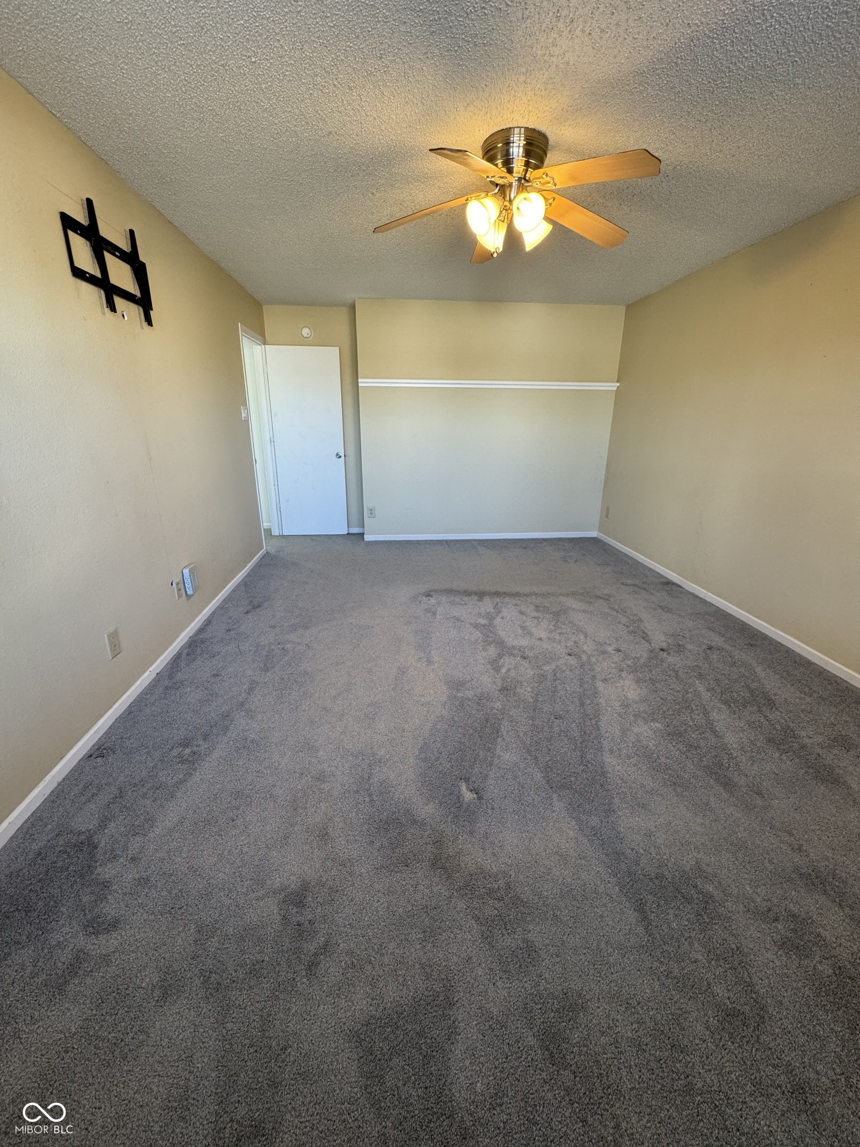 9543 W Campfire Drive