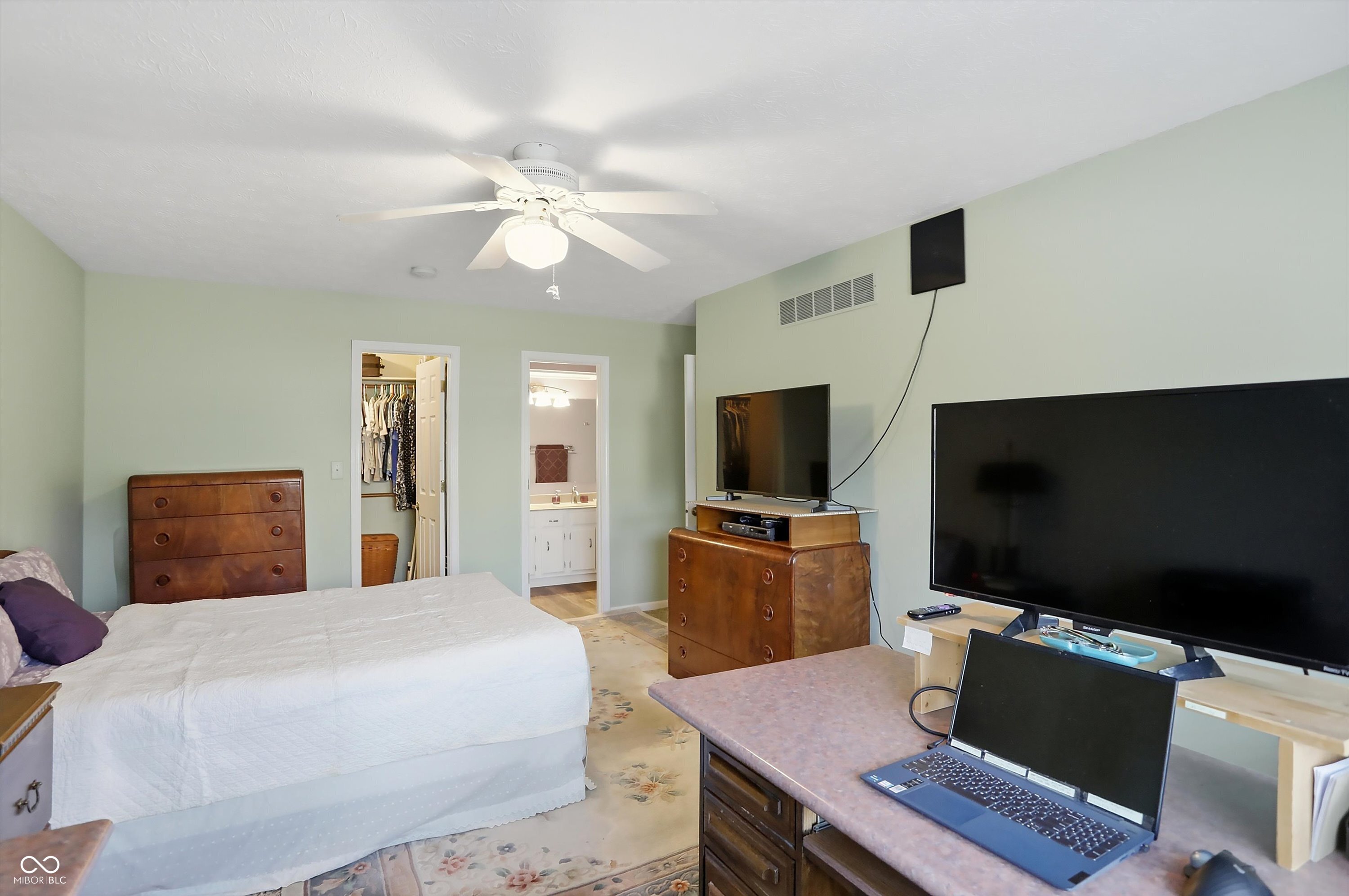 7553 Farm View Circle E