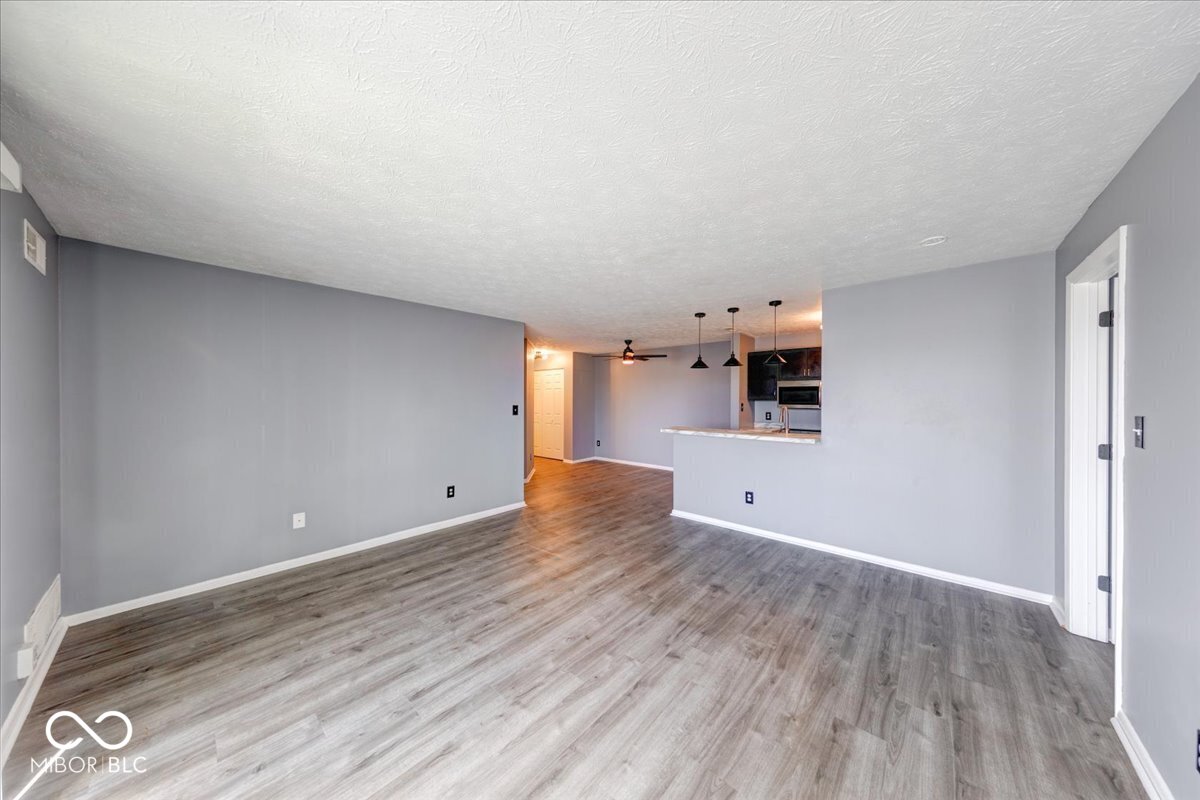 4351 Village Parkway Circle W Unit: 7