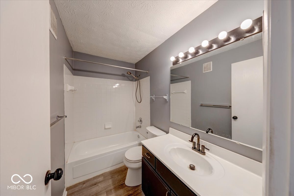 4351 Village Parkway Circle W Unit: 7