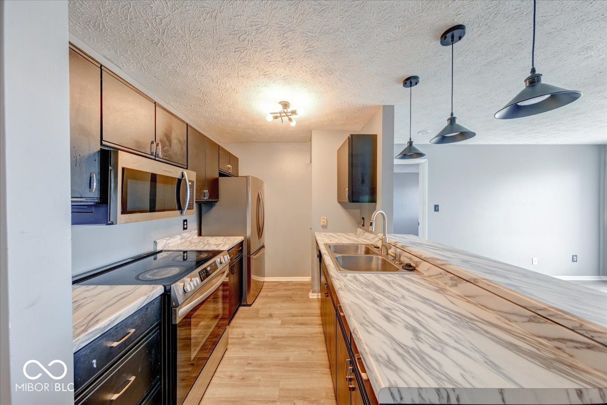 4351 Village Parkway Circle W Unit: 7