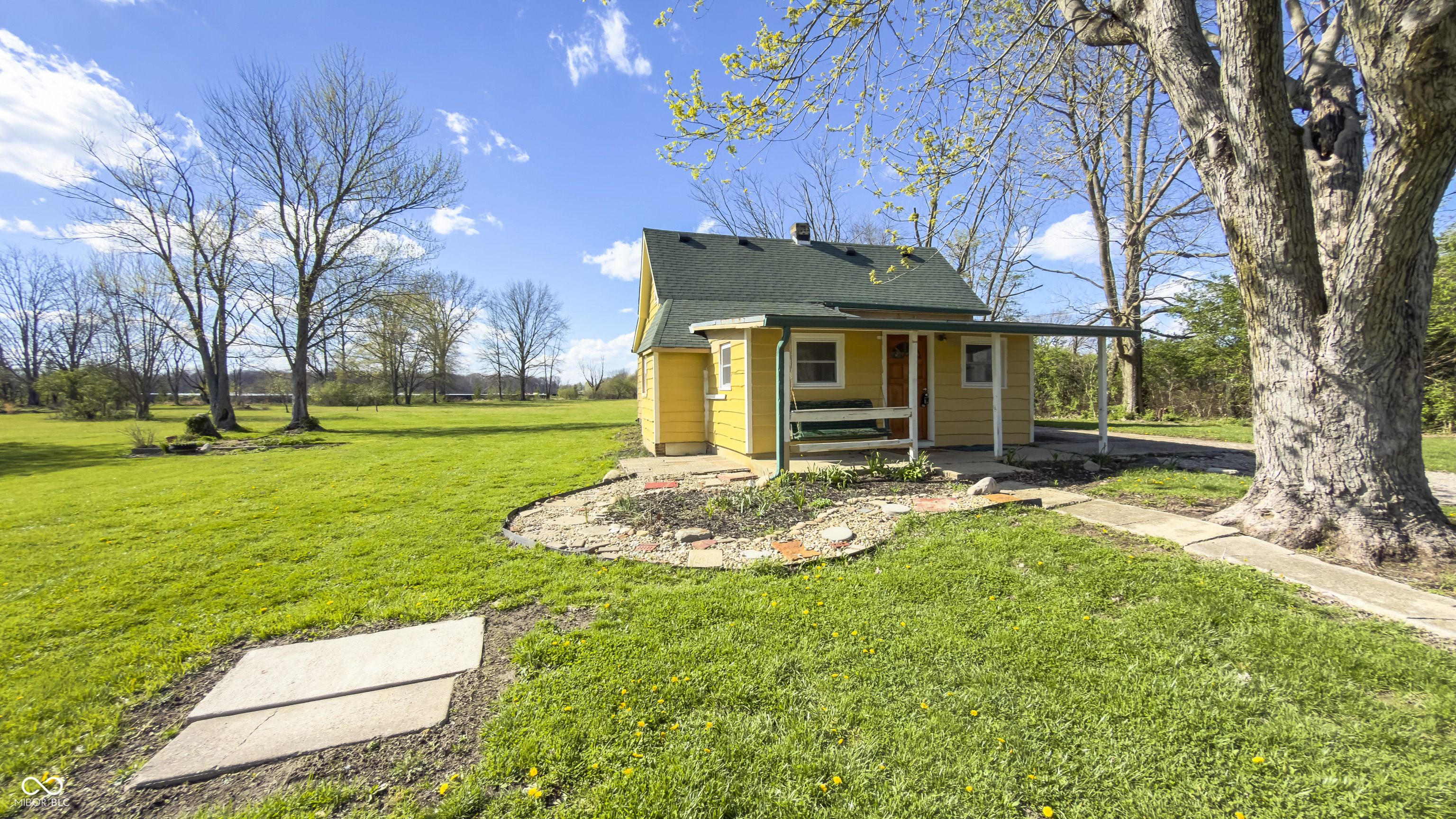 10565 E Southport Road