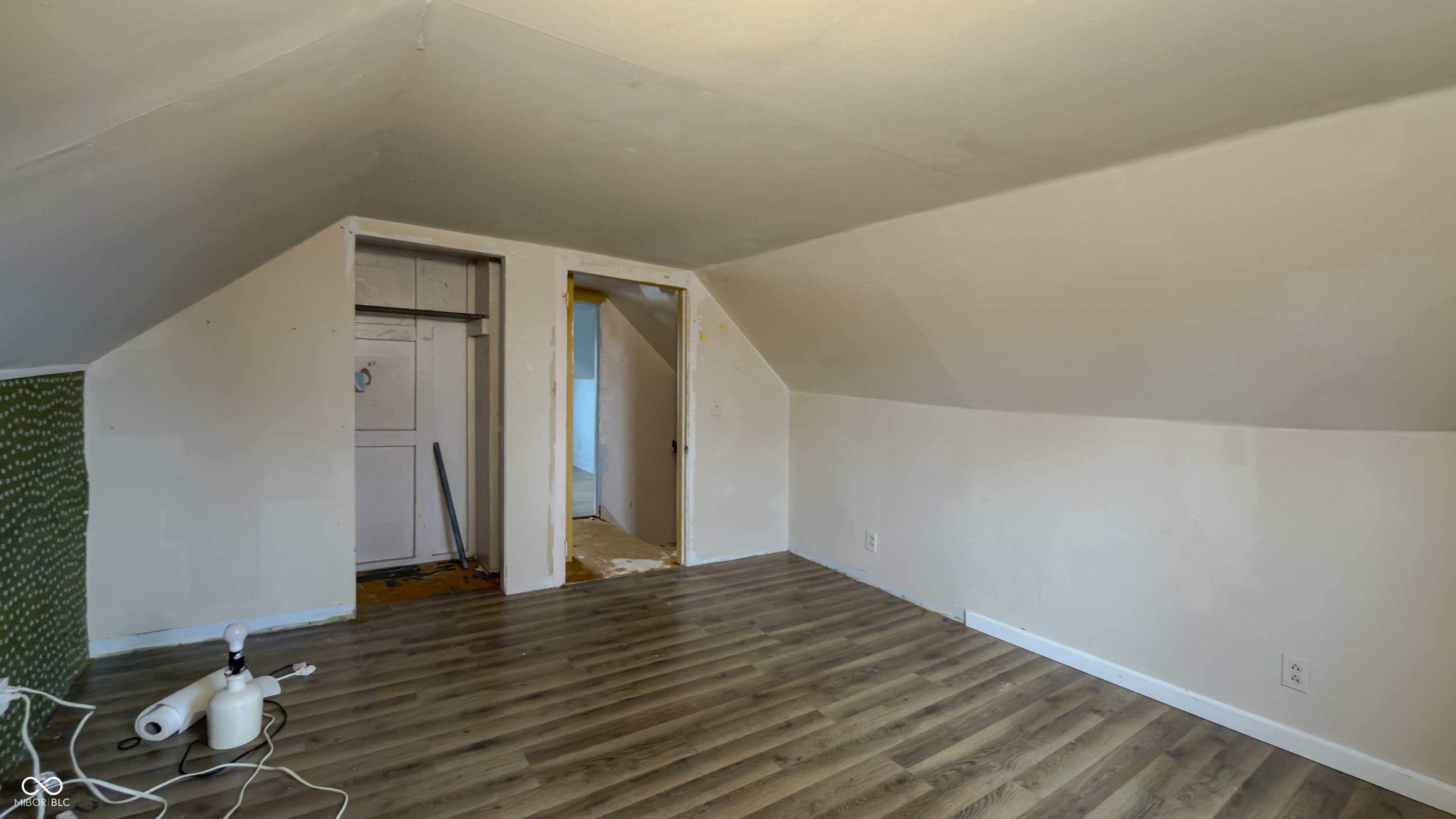 10565 E Southport Road