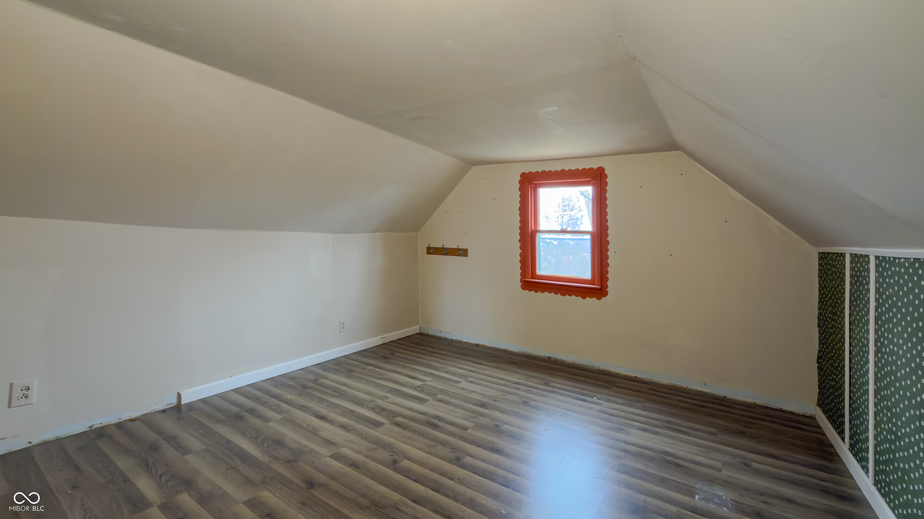 10565 E Southport Road