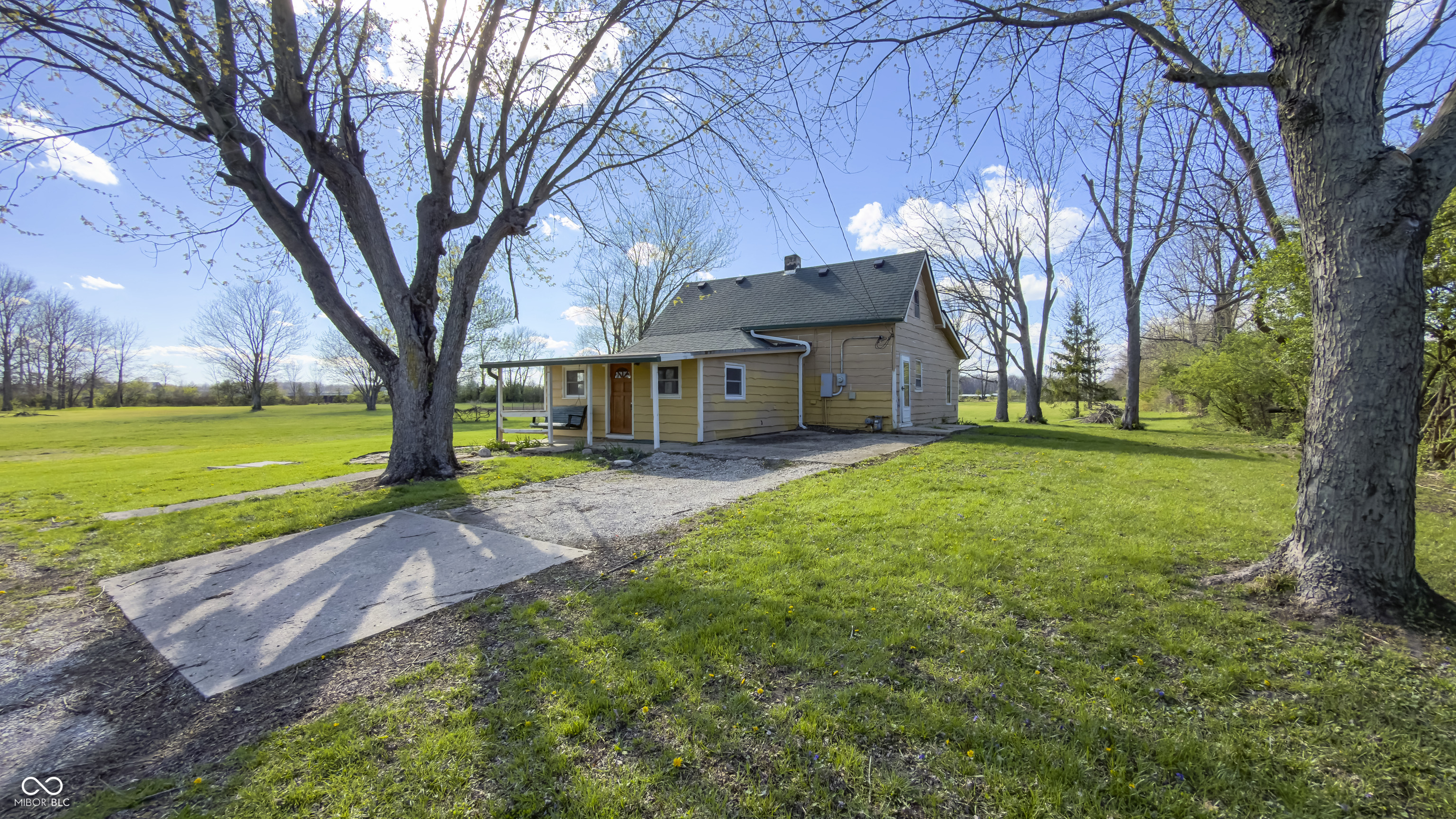 10565 E Southport Road
