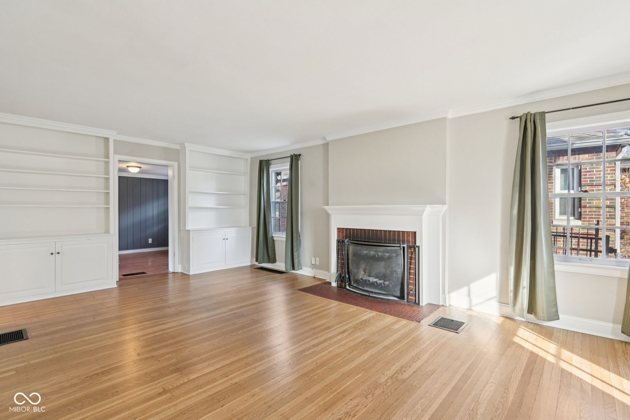 5434 N Capitol Avenue