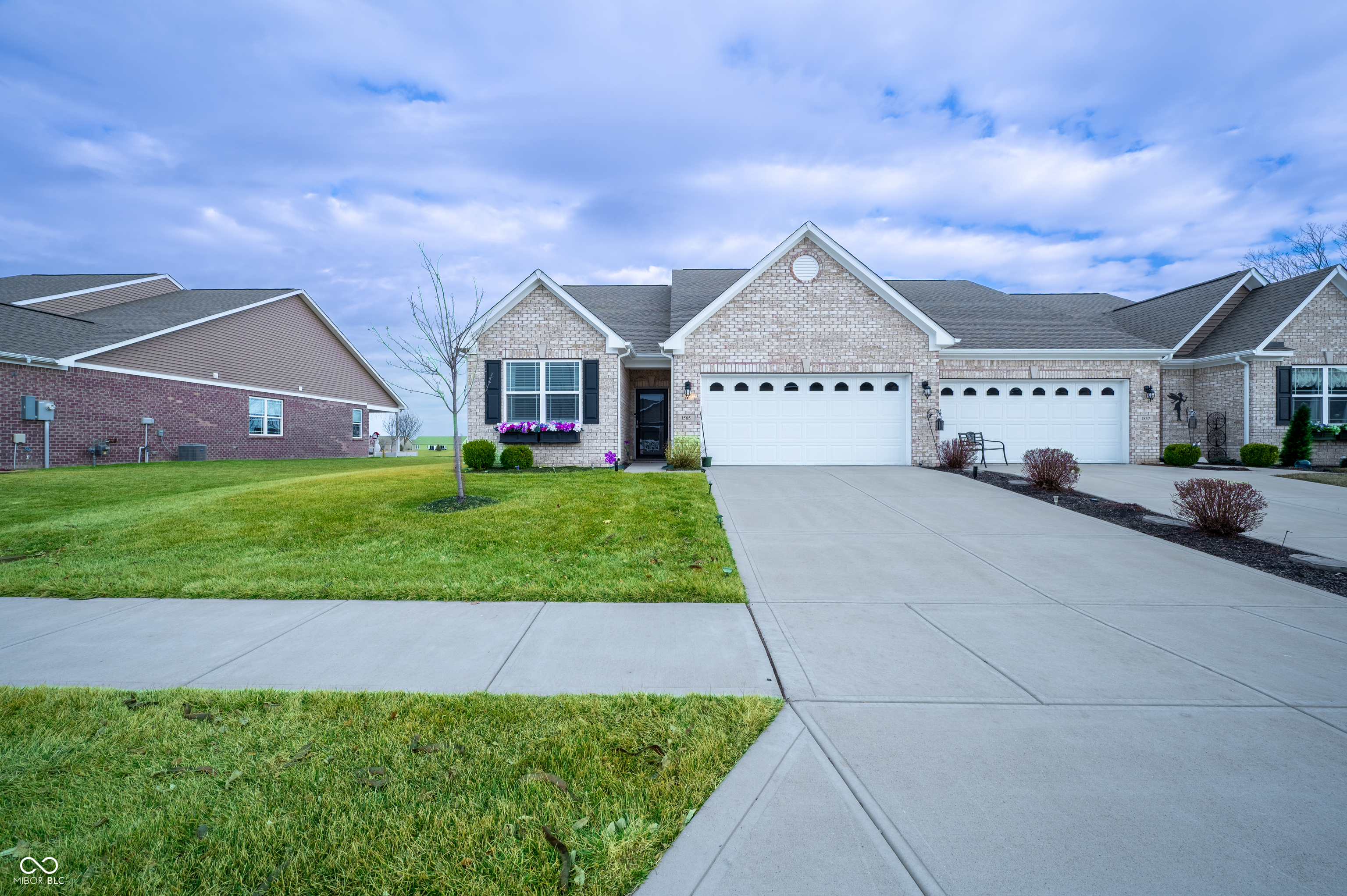1565 Sadler Way