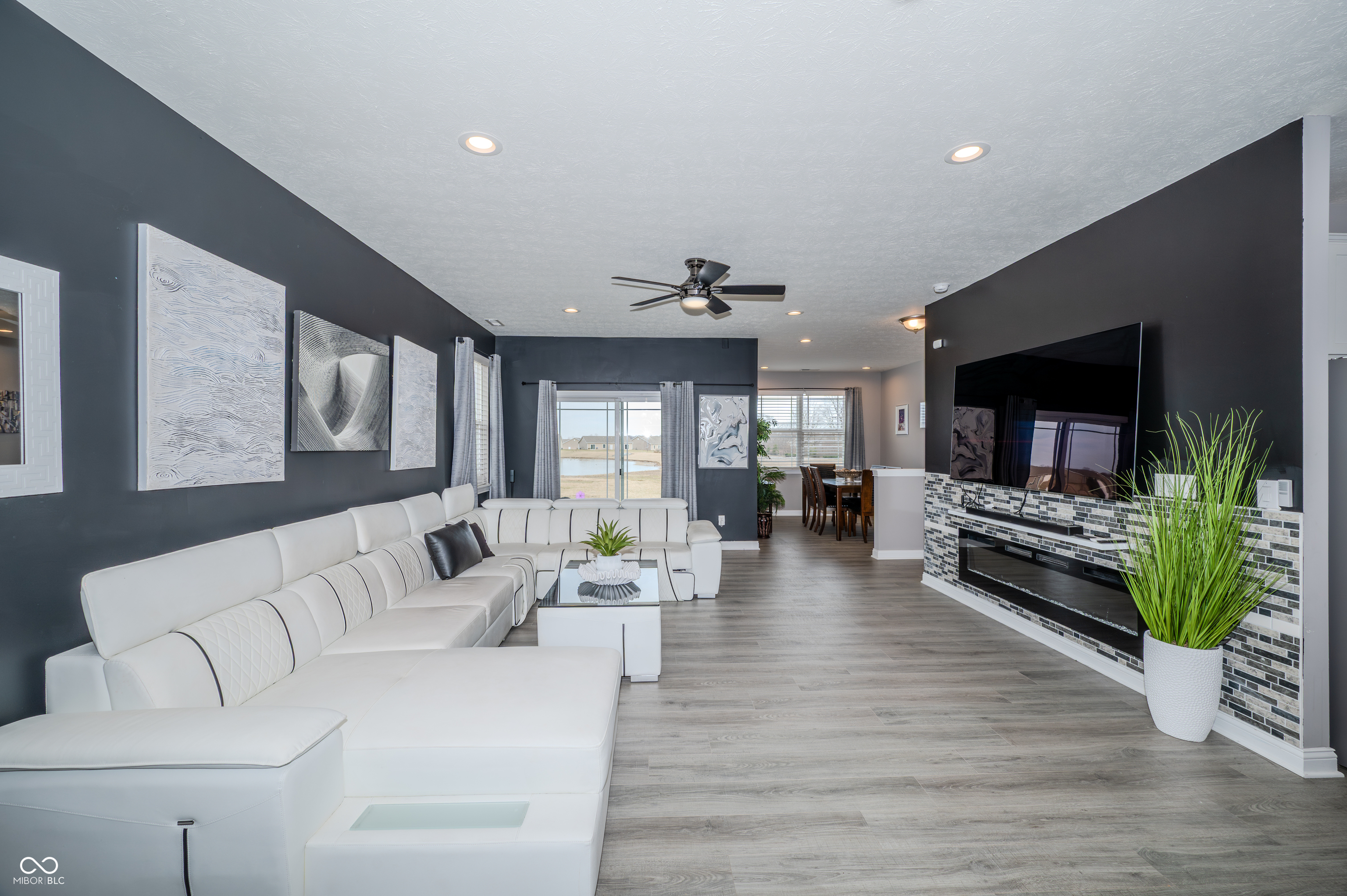 1565 Sadler Way