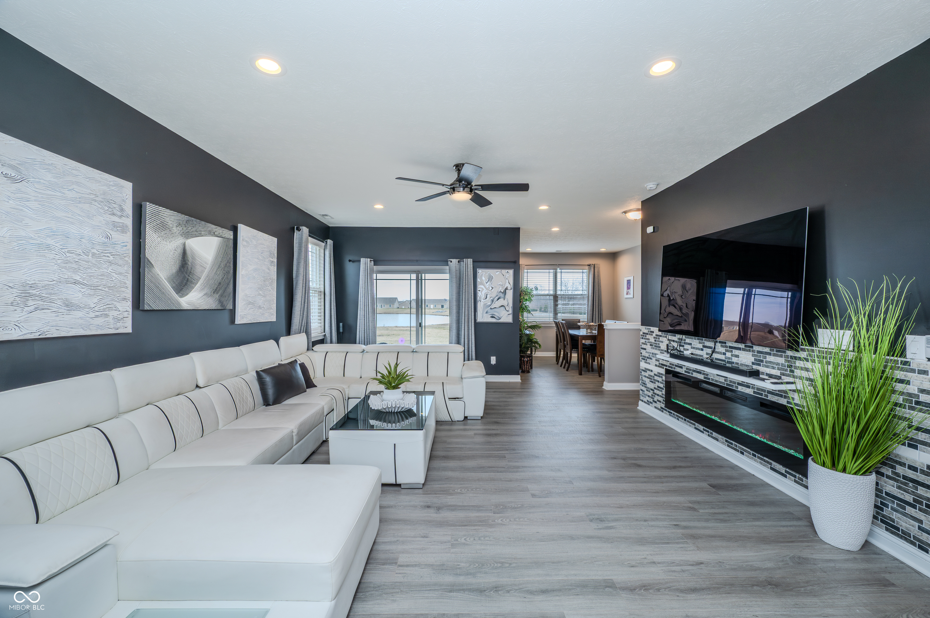 1565 Sadler Way