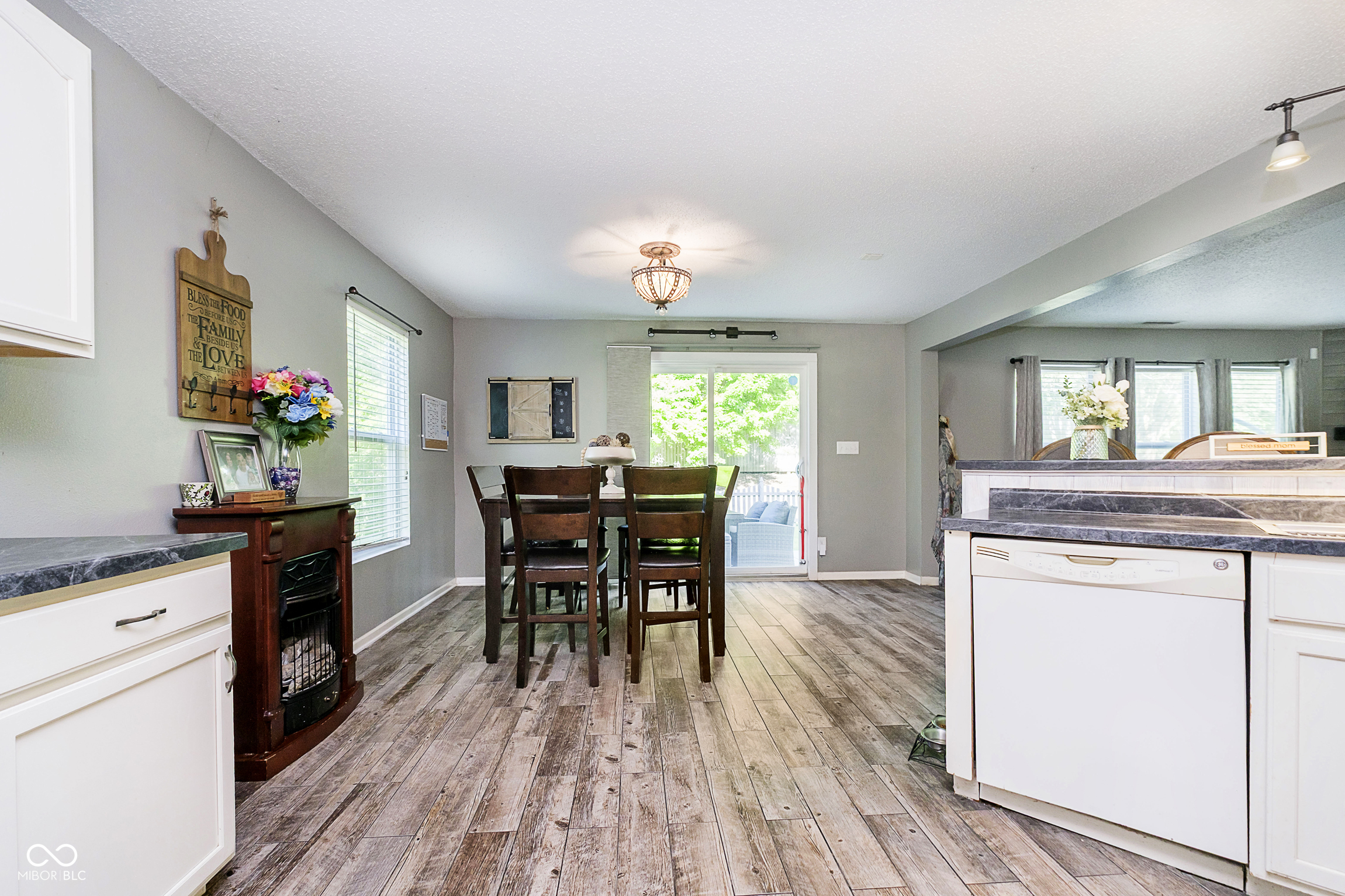 2258 Bridlewood Drive