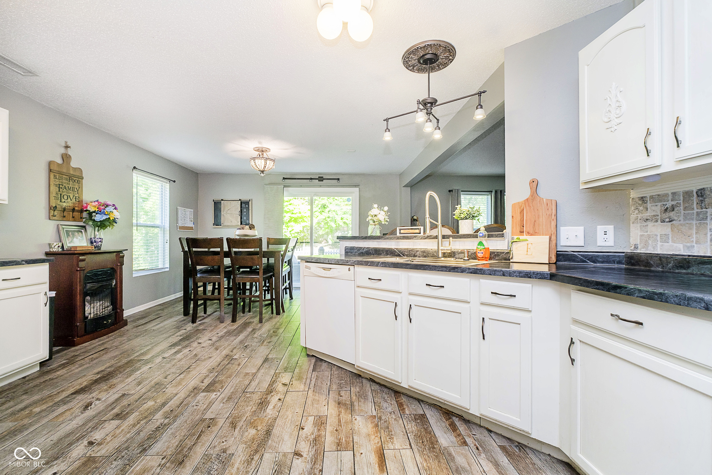 2258 Bridlewood Drive