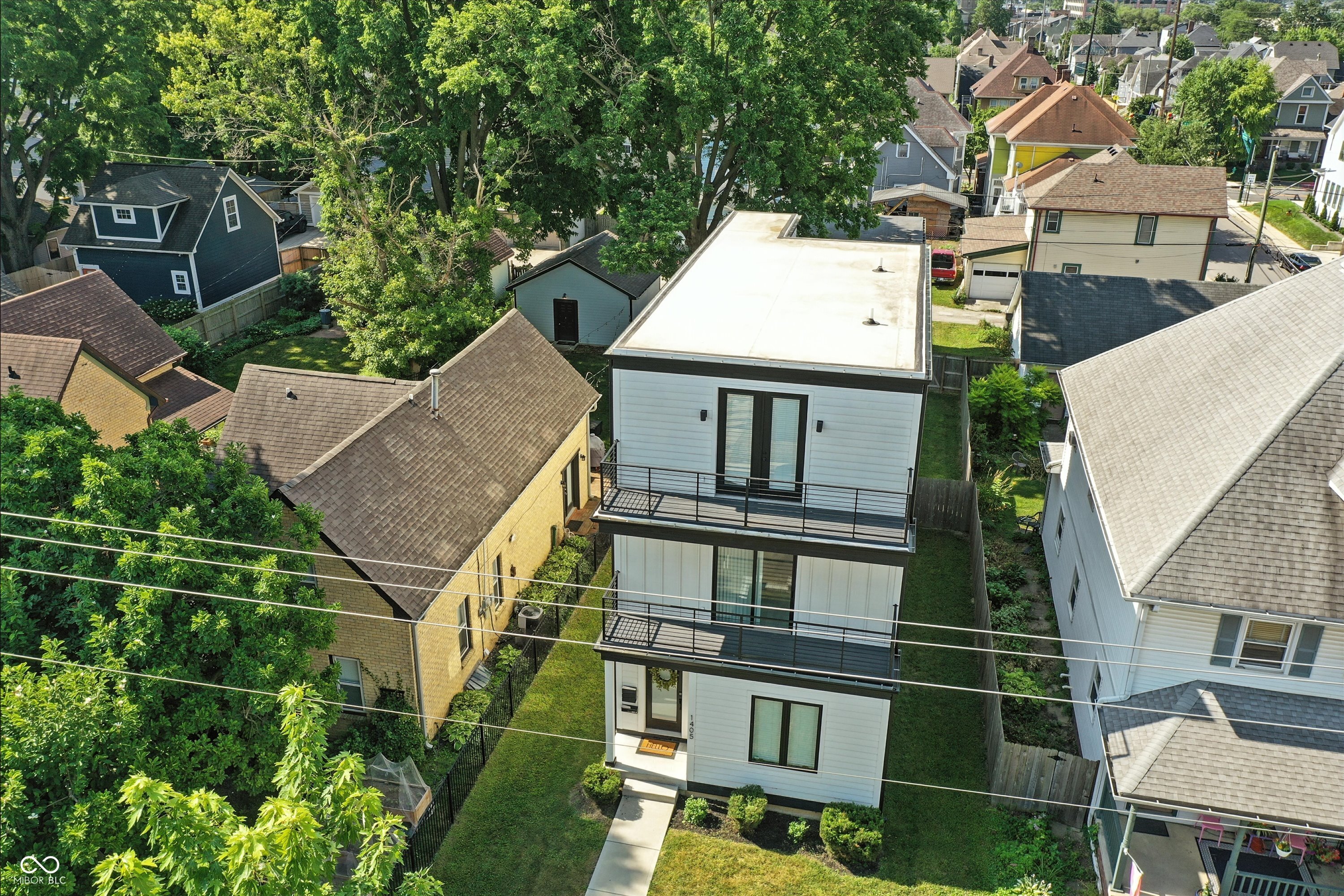1405 E Vermont Street