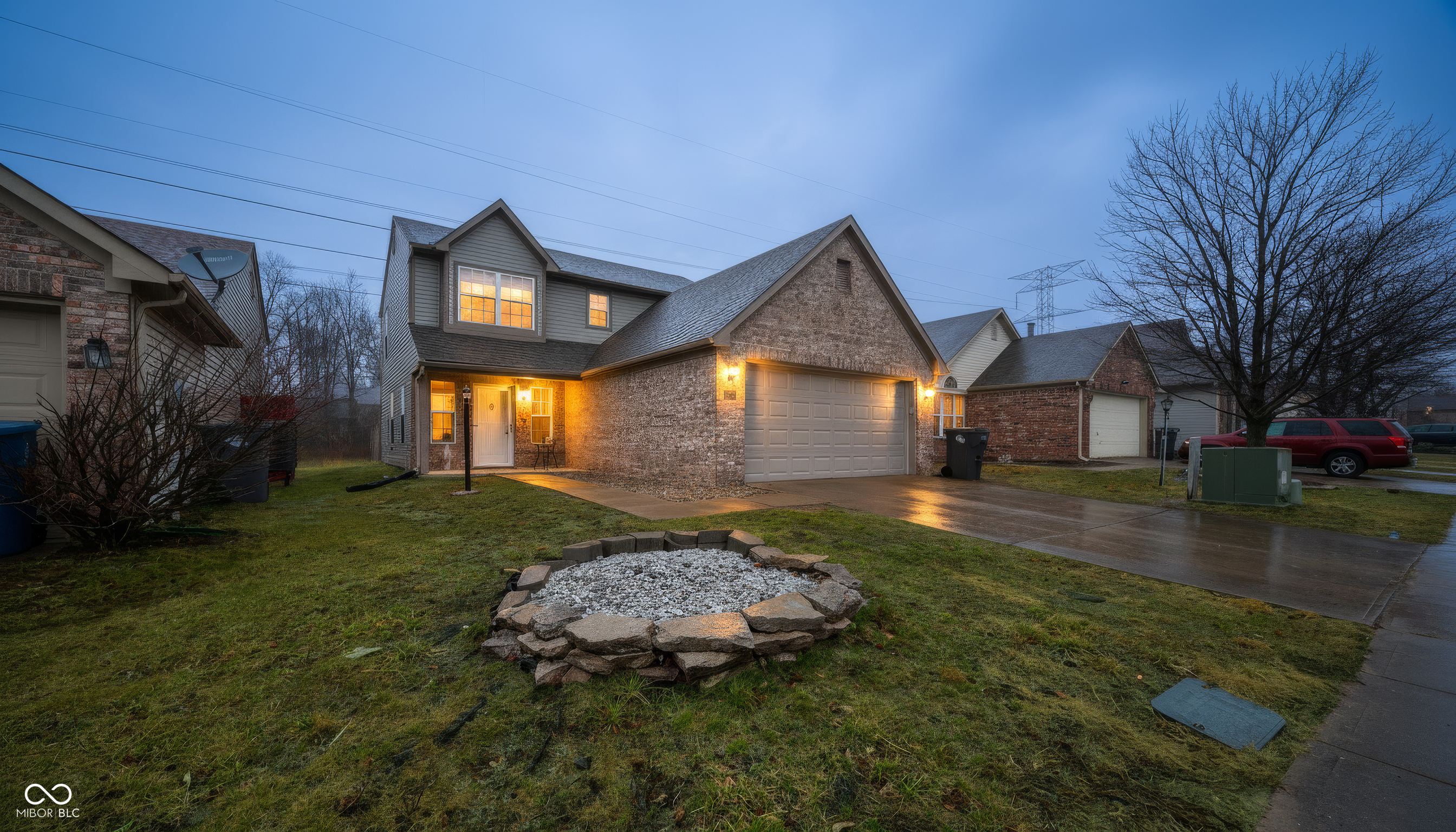 5222 Pin Oak Drive