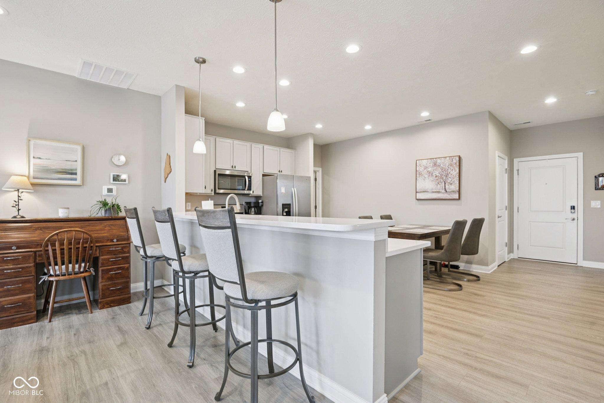 186 McRae Way