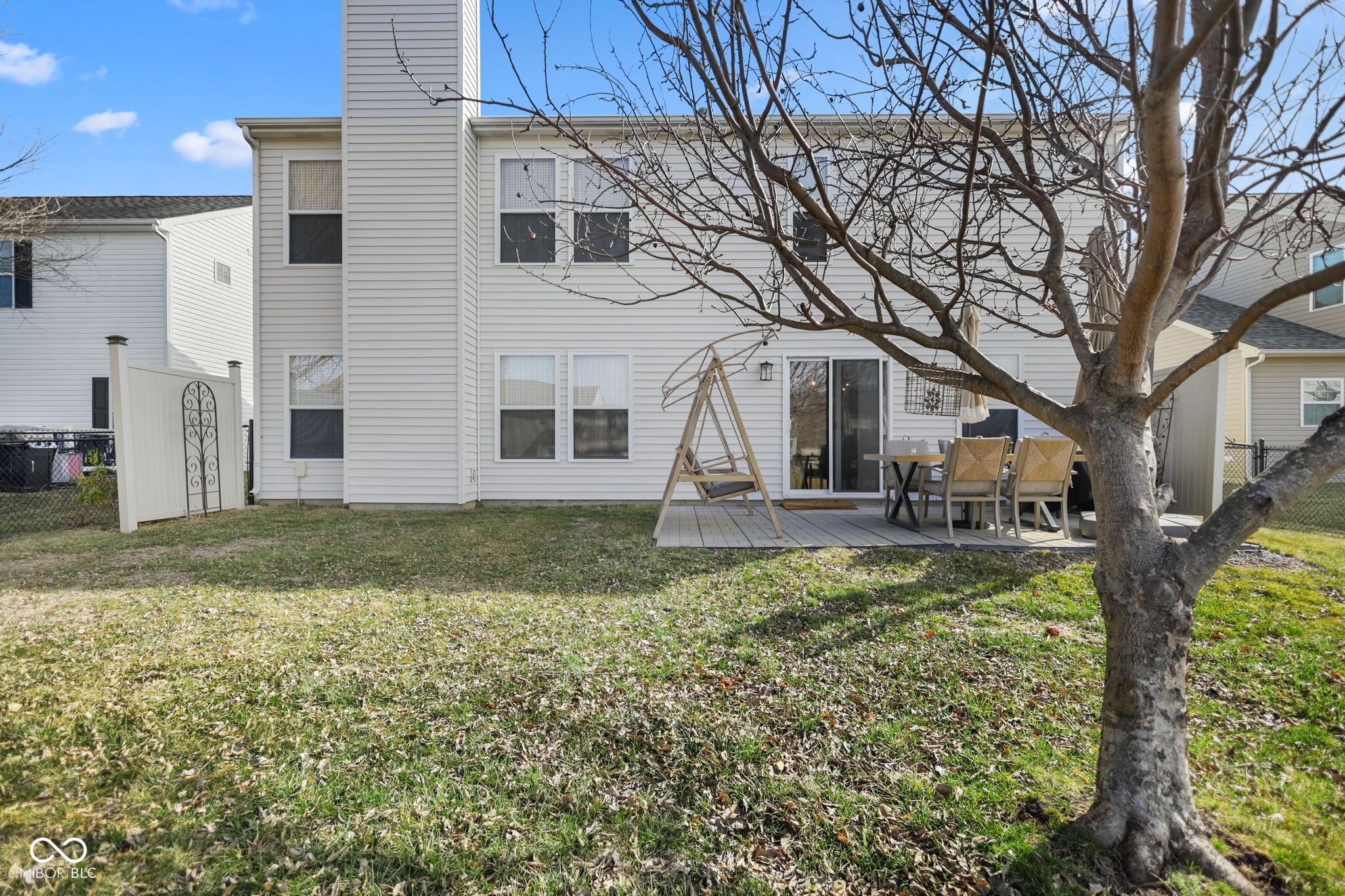 3258 Hemlock Street