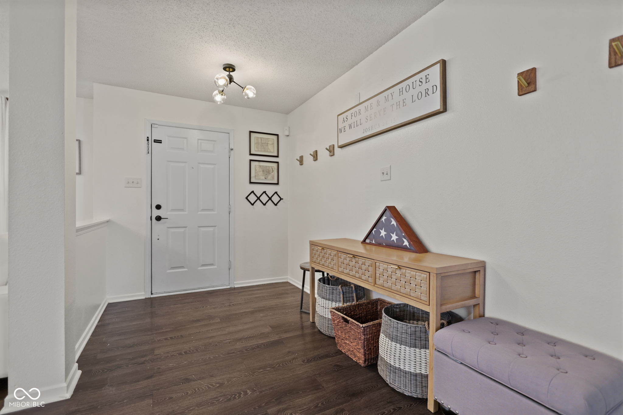 3258 Hemlock Street