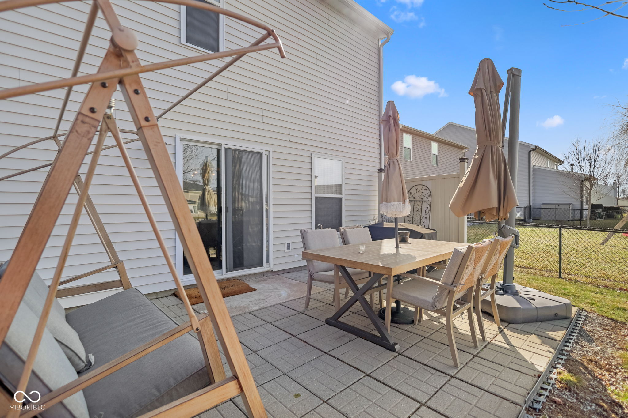 3258 Hemlock Street