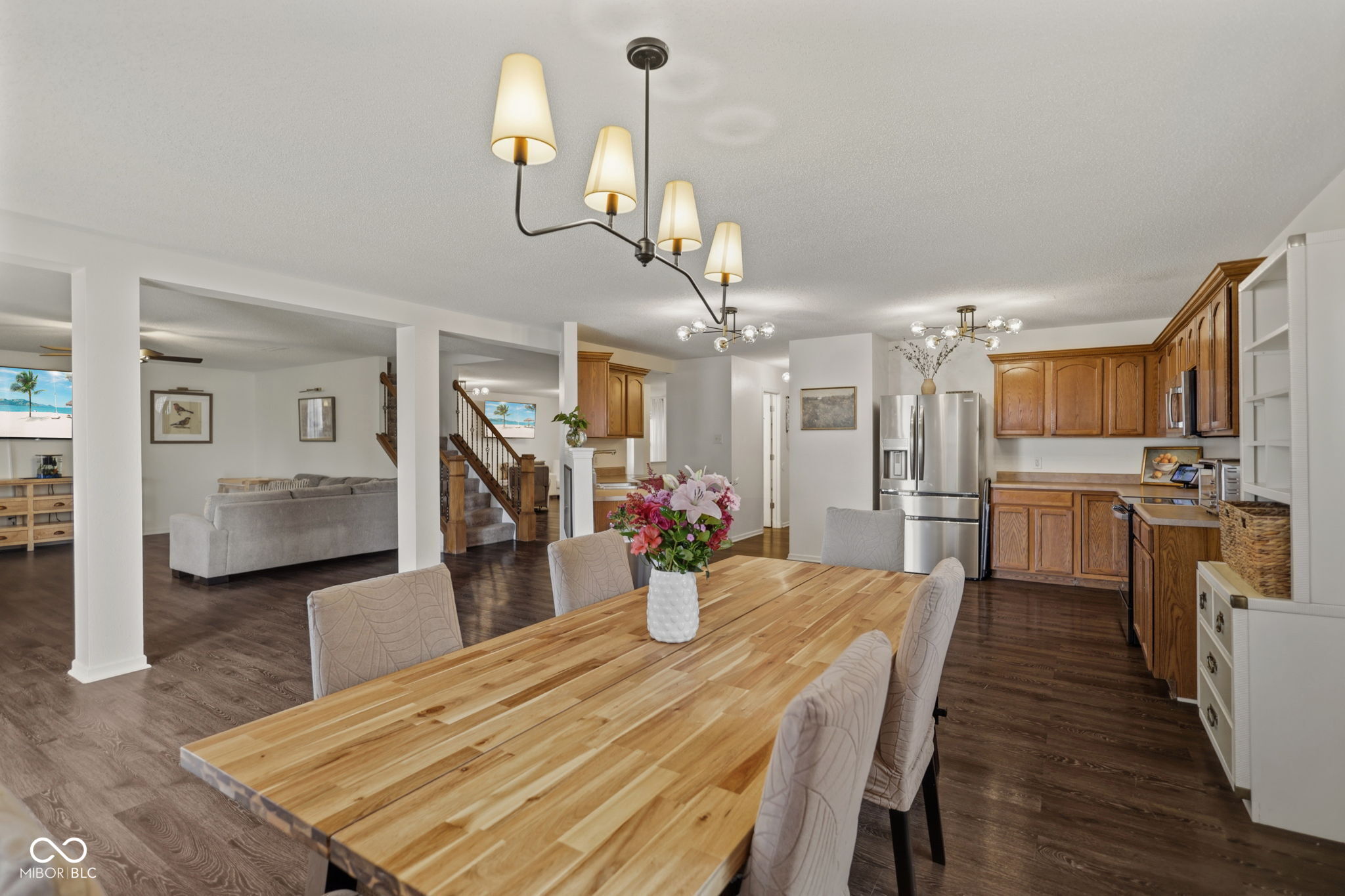 3258 Hemlock Street