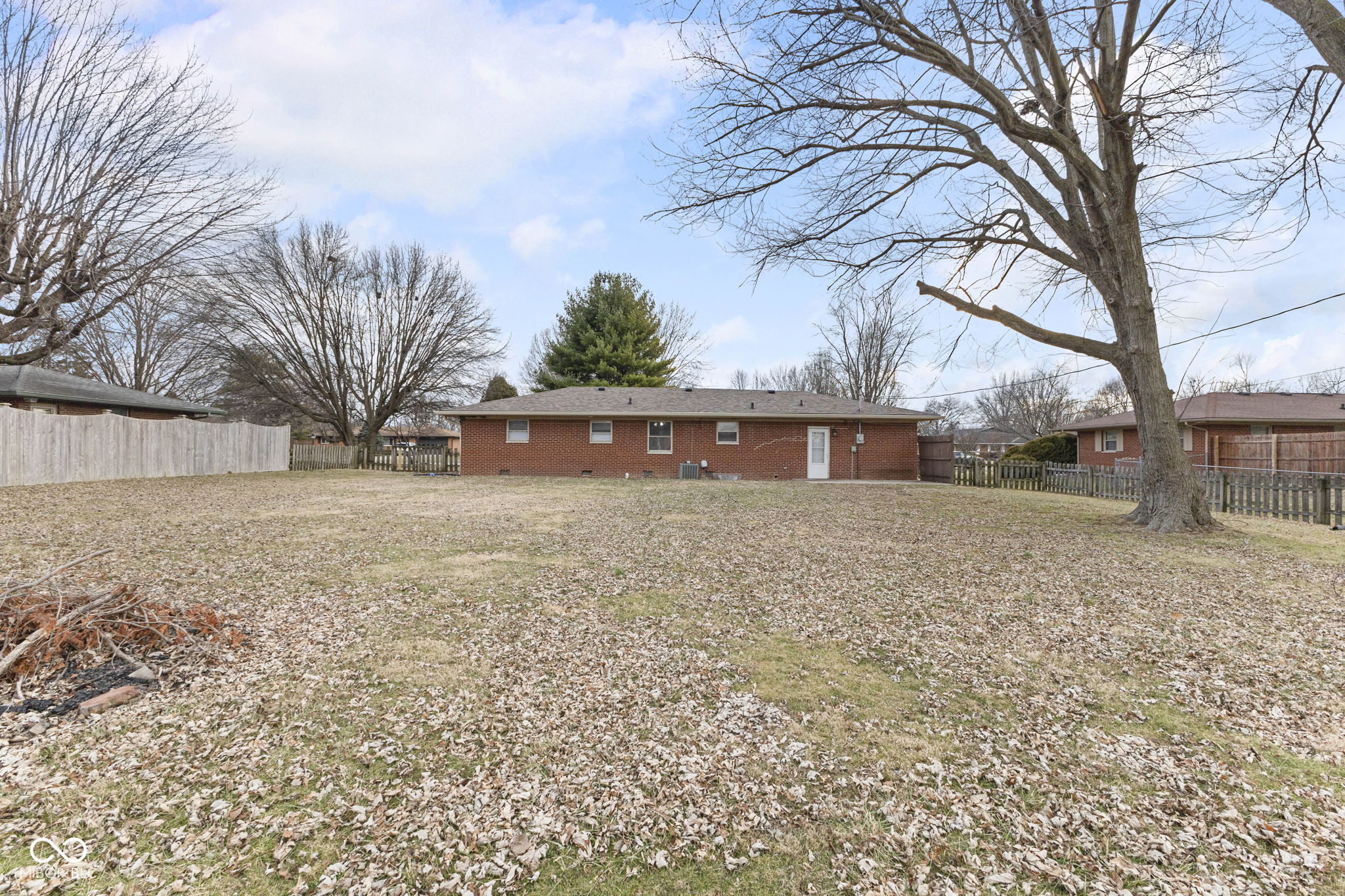 4330 N Dudley N Drive
