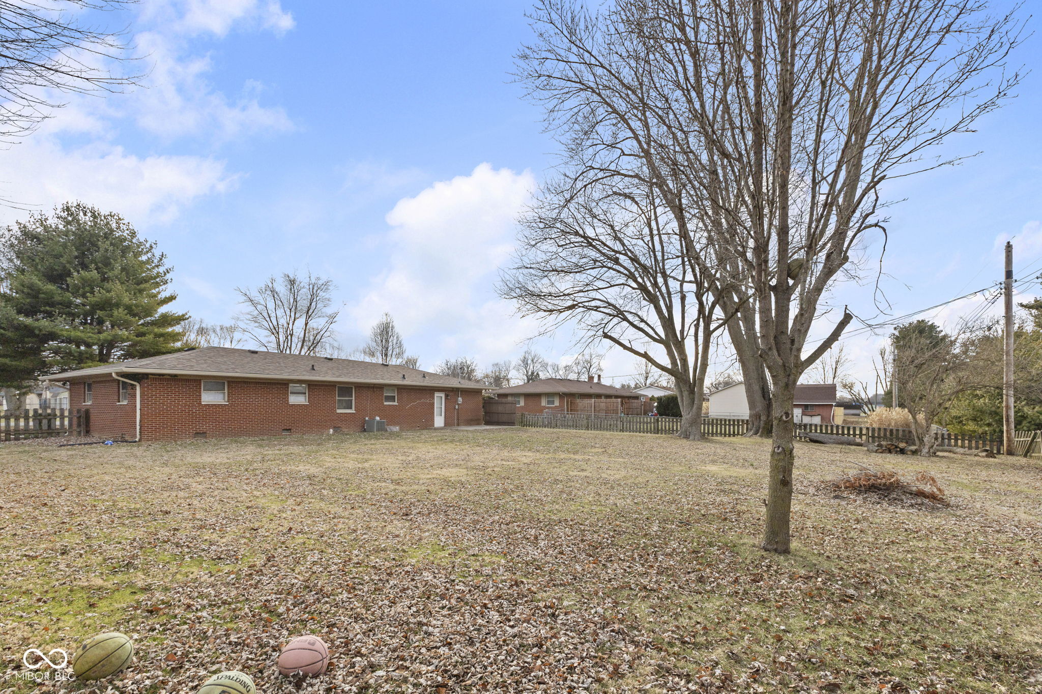4330 N Dudley N Drive