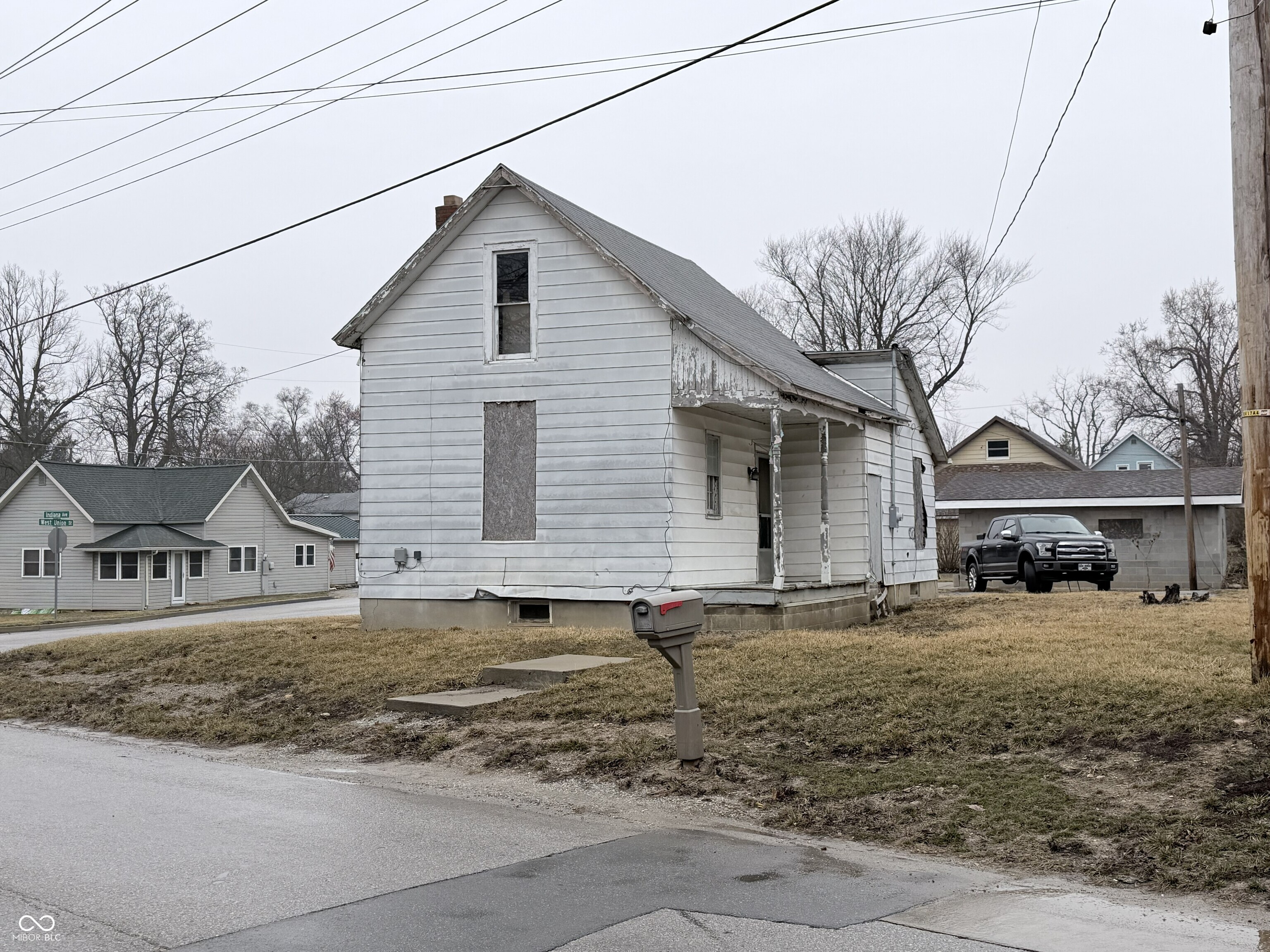314 W Indiana Avenue